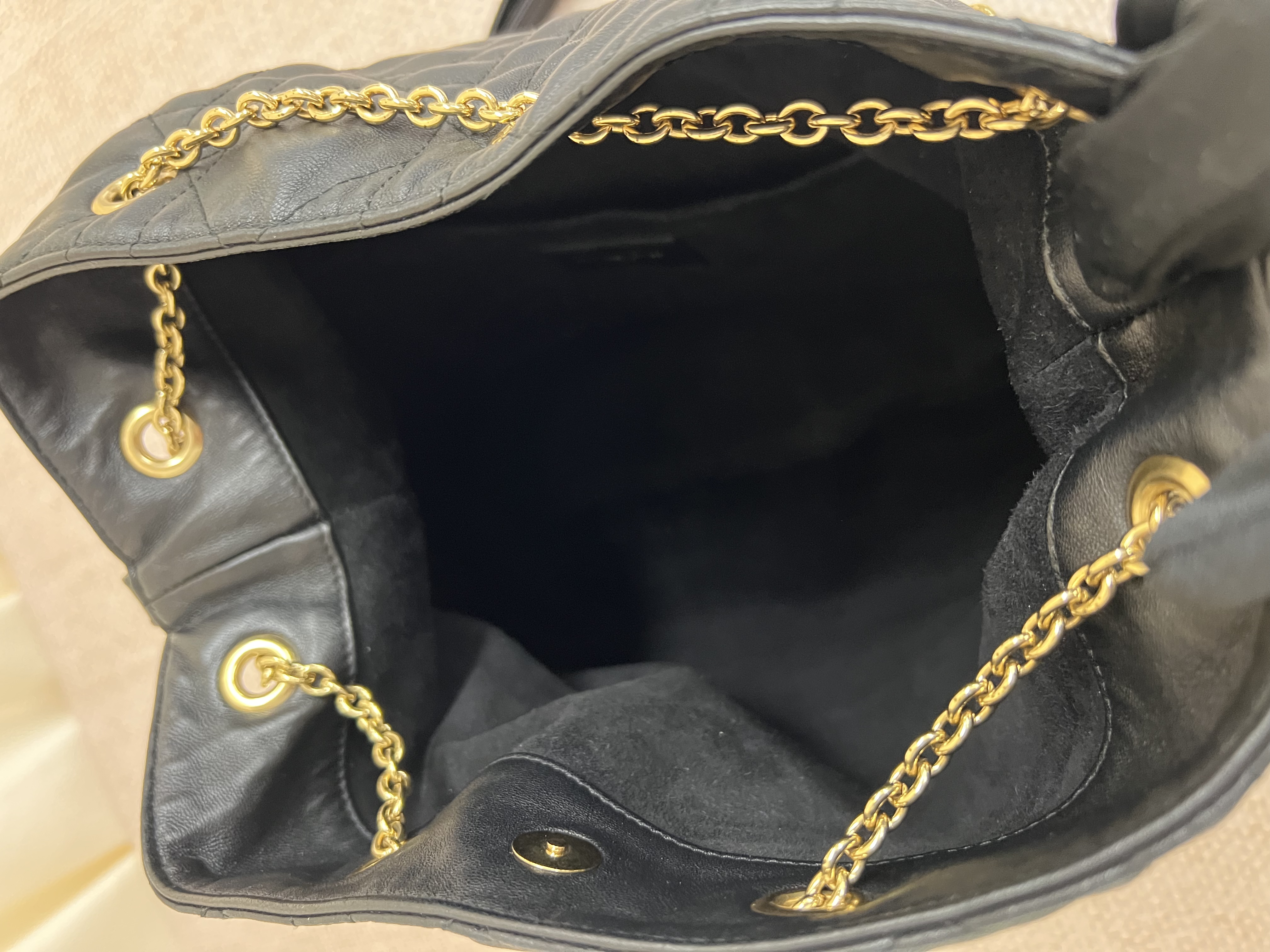 Pre-owned Dior Ammi Bucket Bag/ Product Code: 26032204