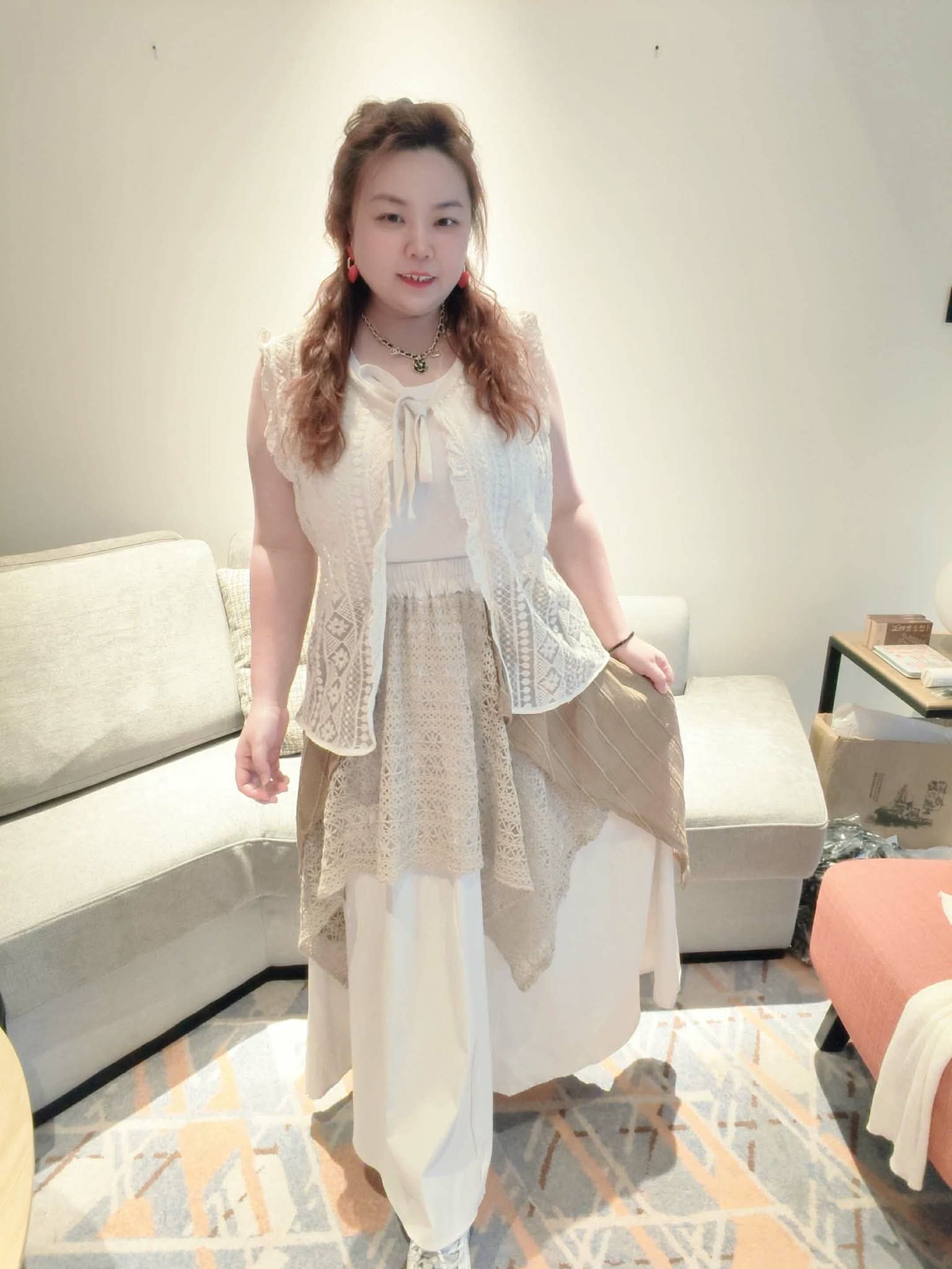 YPB04 2407 韩版不规则拼接蕾丝半身裙（腰围 30-52寸）