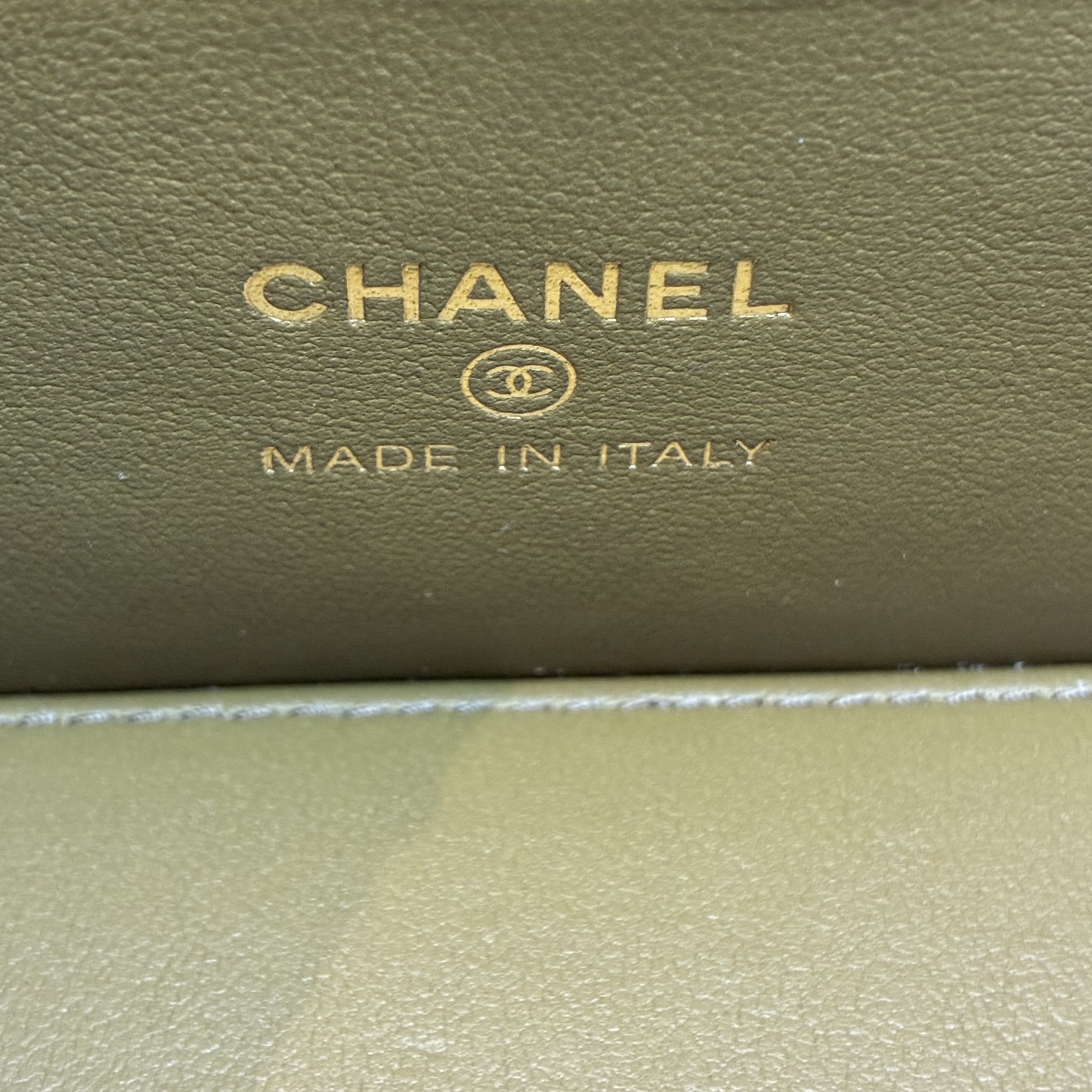 Chanel金絲手柄化妝包 低調芥末黃 有鏡✅