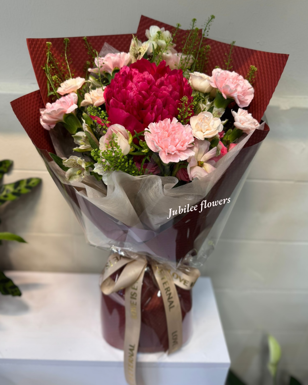 「御前表演」芍藥 x 康乃馨花束