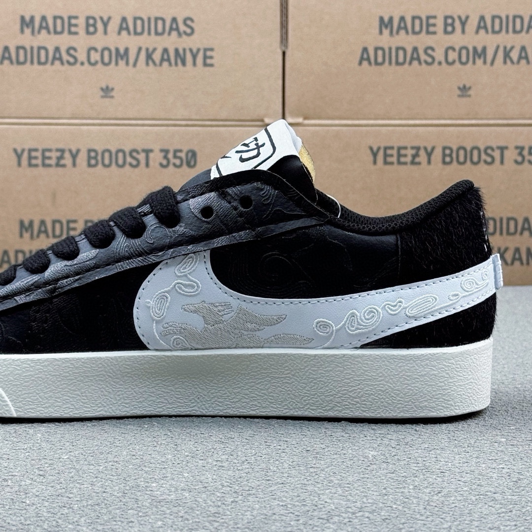 Nike Blazer Low '77 Jumbo