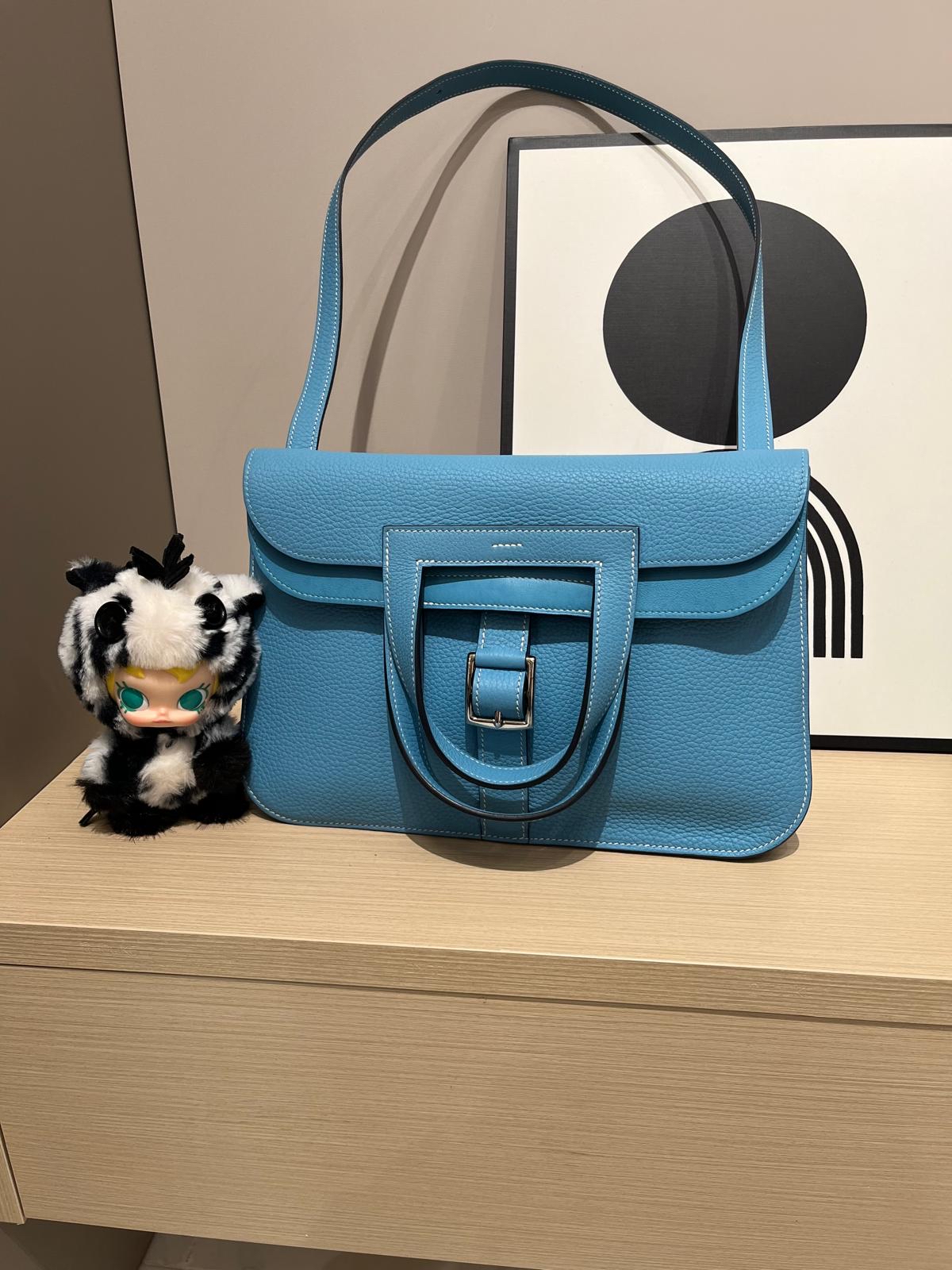 Hermes Halzan 31,stamp D 100%Authentic,95%new ✅dust bag