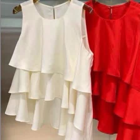 斜腳ruffle Top 