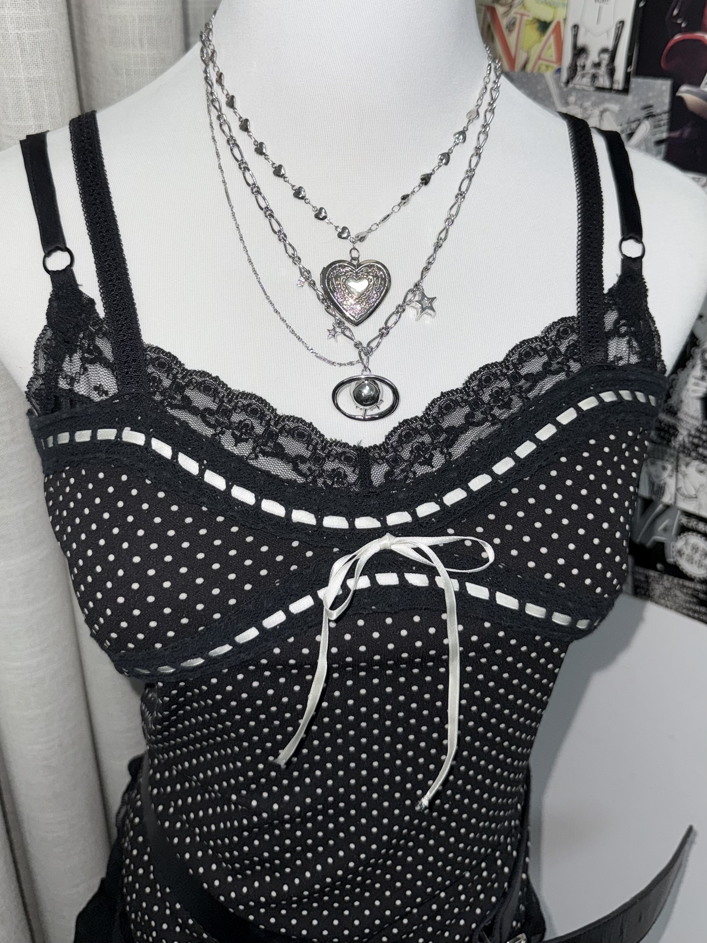 Dark Gothic Loli Lace Trim Shrug