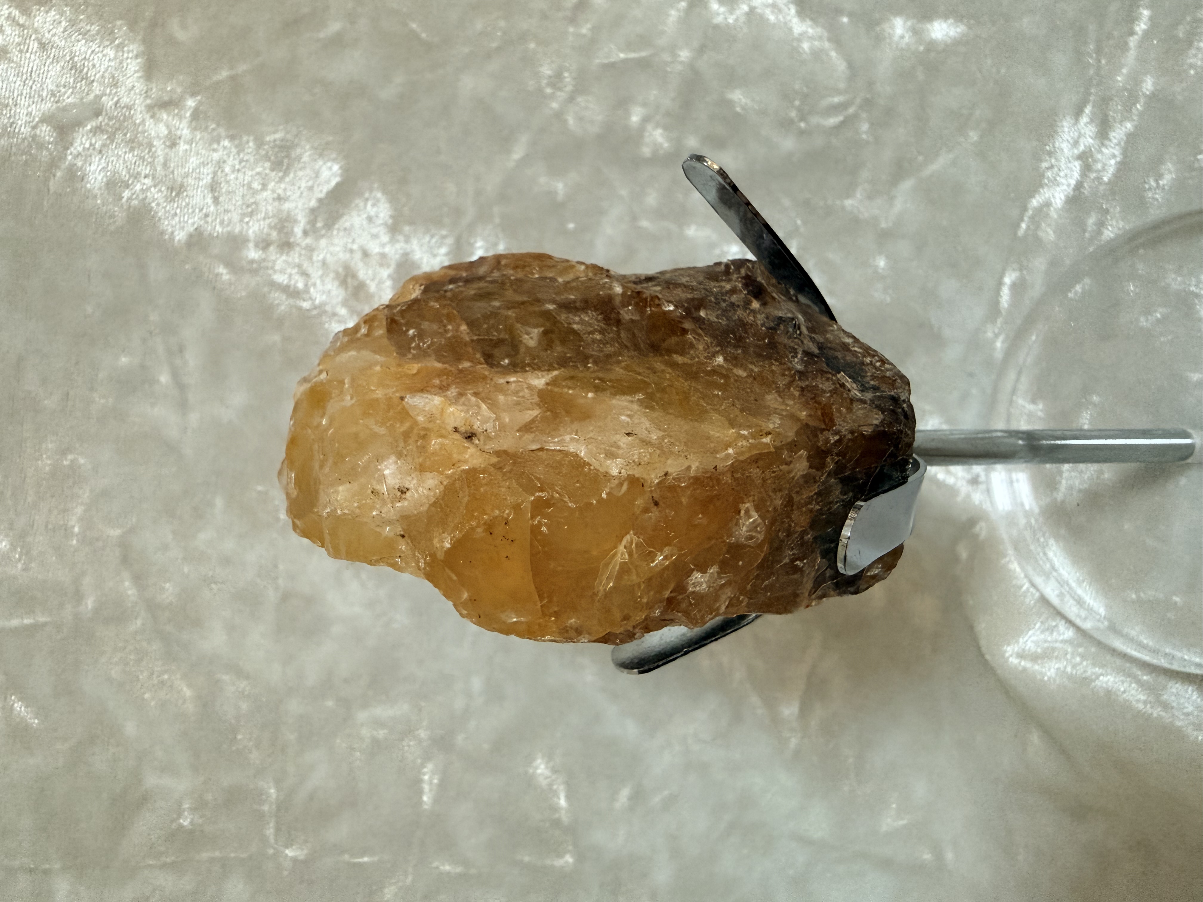 巴西黃金自療者原礦石（帶彩光）