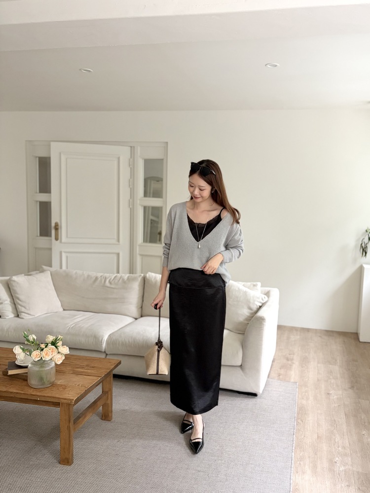 Layering Satin Skirt (Black)
