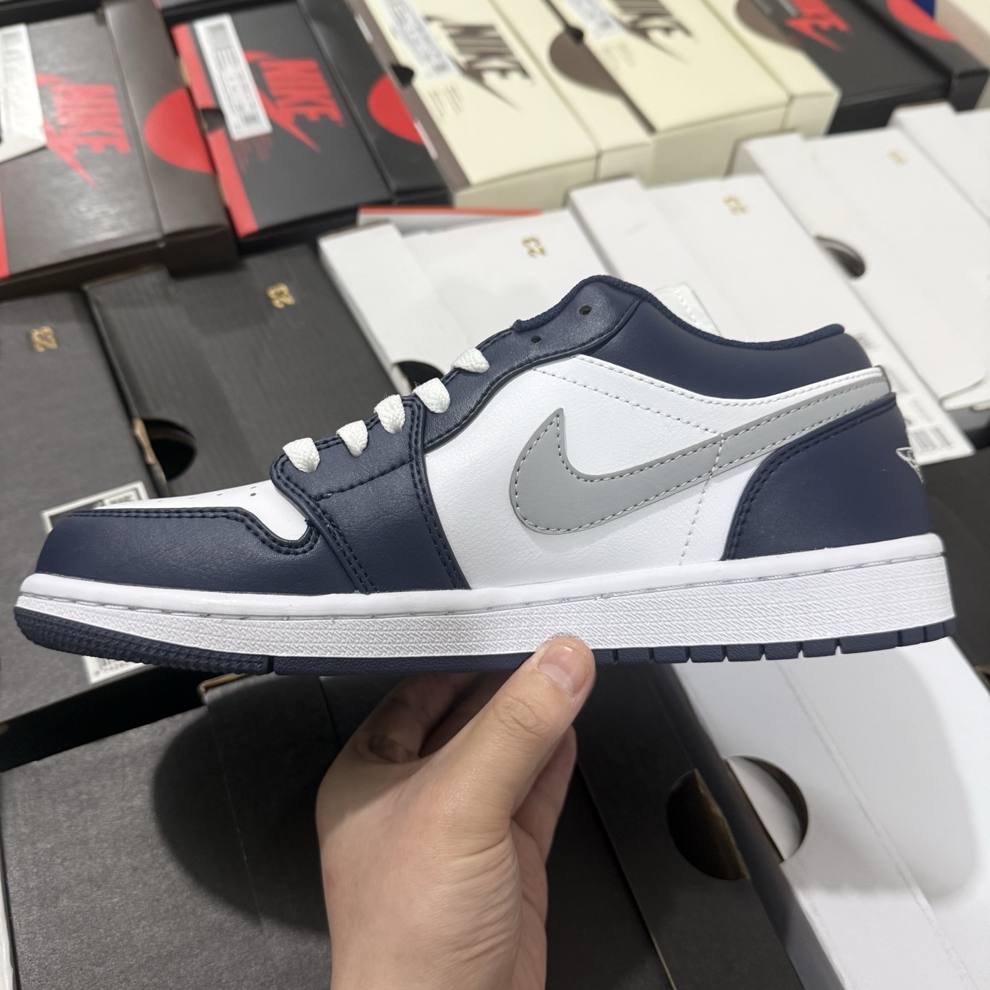 Nike Air Jordan 1 Low 553558-141