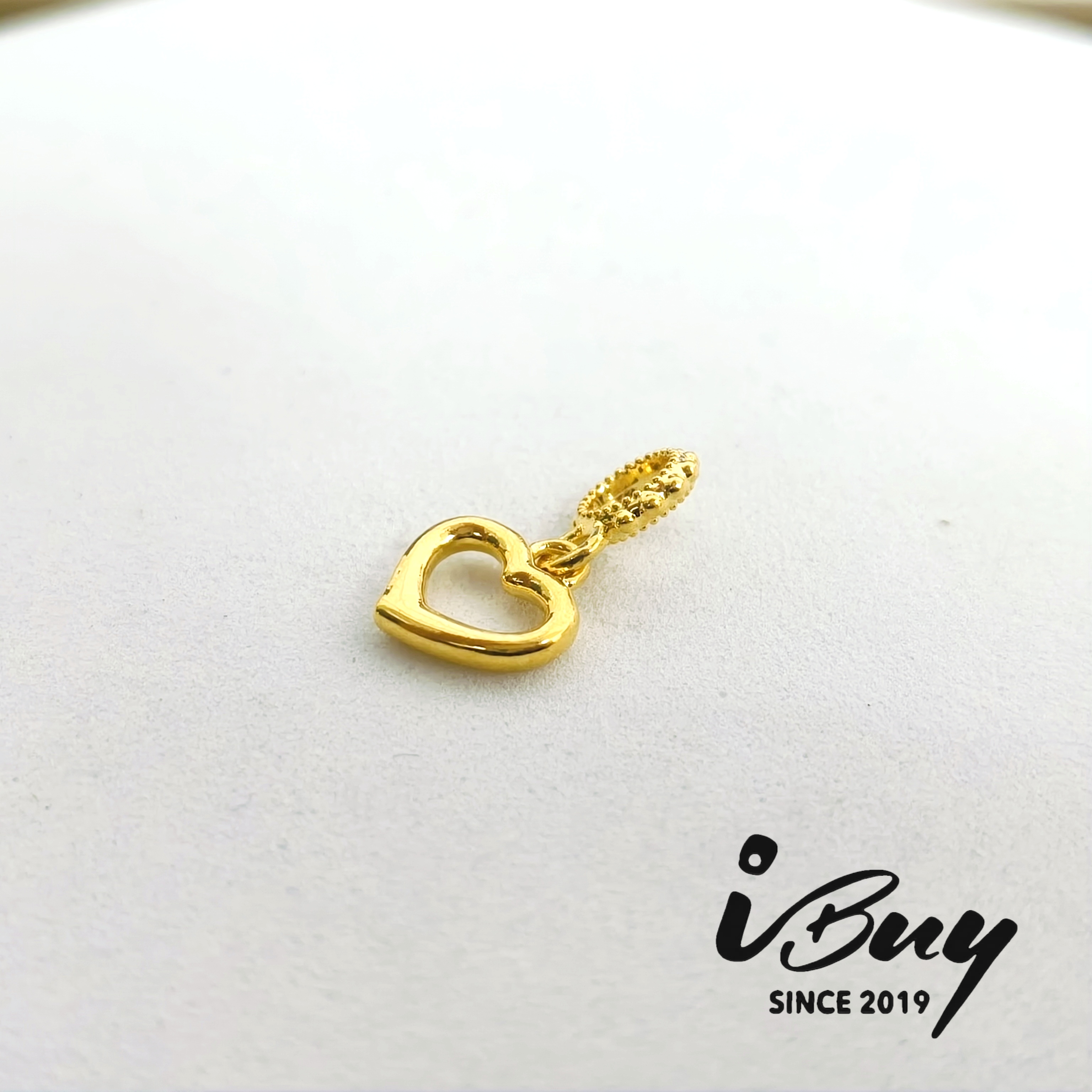 916 HARD GOLD LOVE FRAME CHARM 916 硬金 爱心框串咀