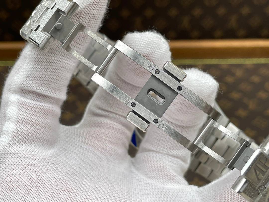 爱彼皇家橡树系列满天星腕表