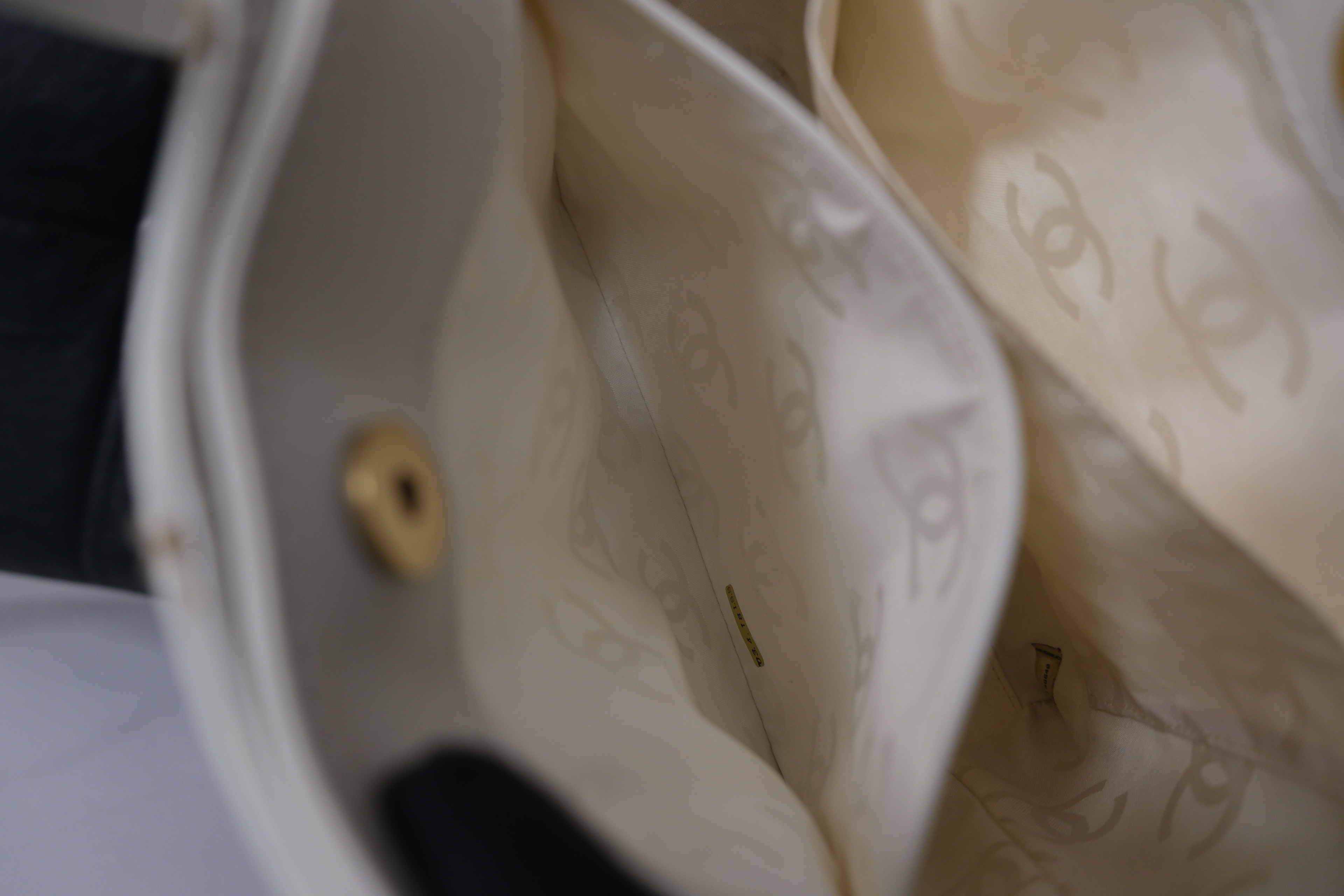 Chanel Wild Stitch Lambskin Tote bag White Gold 