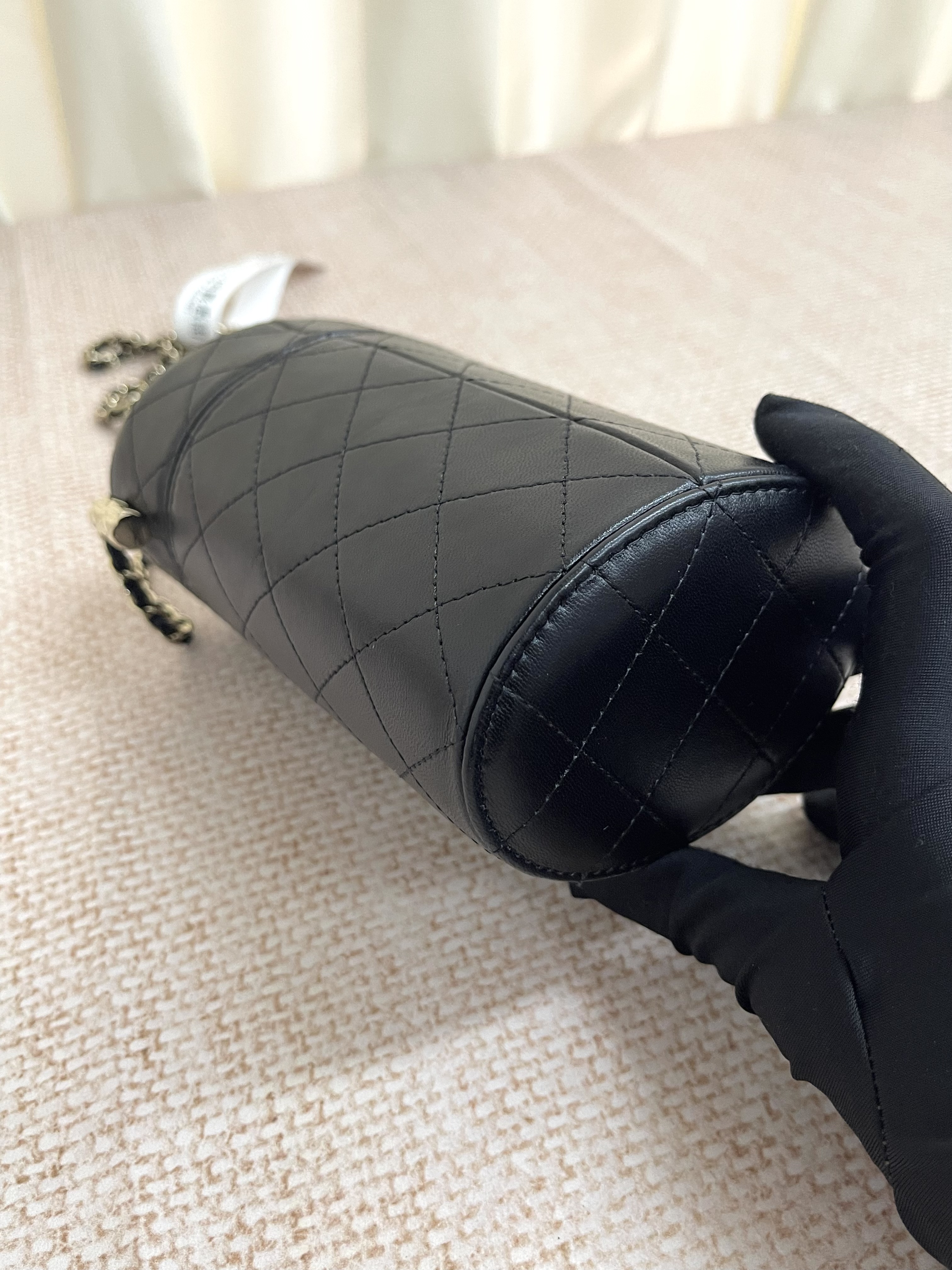 Pre-owned Chanel Round Vanity Case/ Product Code: 26042801