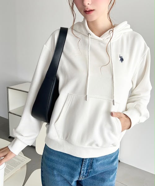 日本直送│【U.S.POLO ASSN.】 單點刺繡短款連帽衫 (4色選擇)