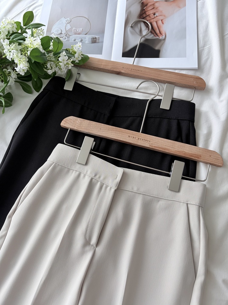 Classique Tailored Pants (Light Beige)