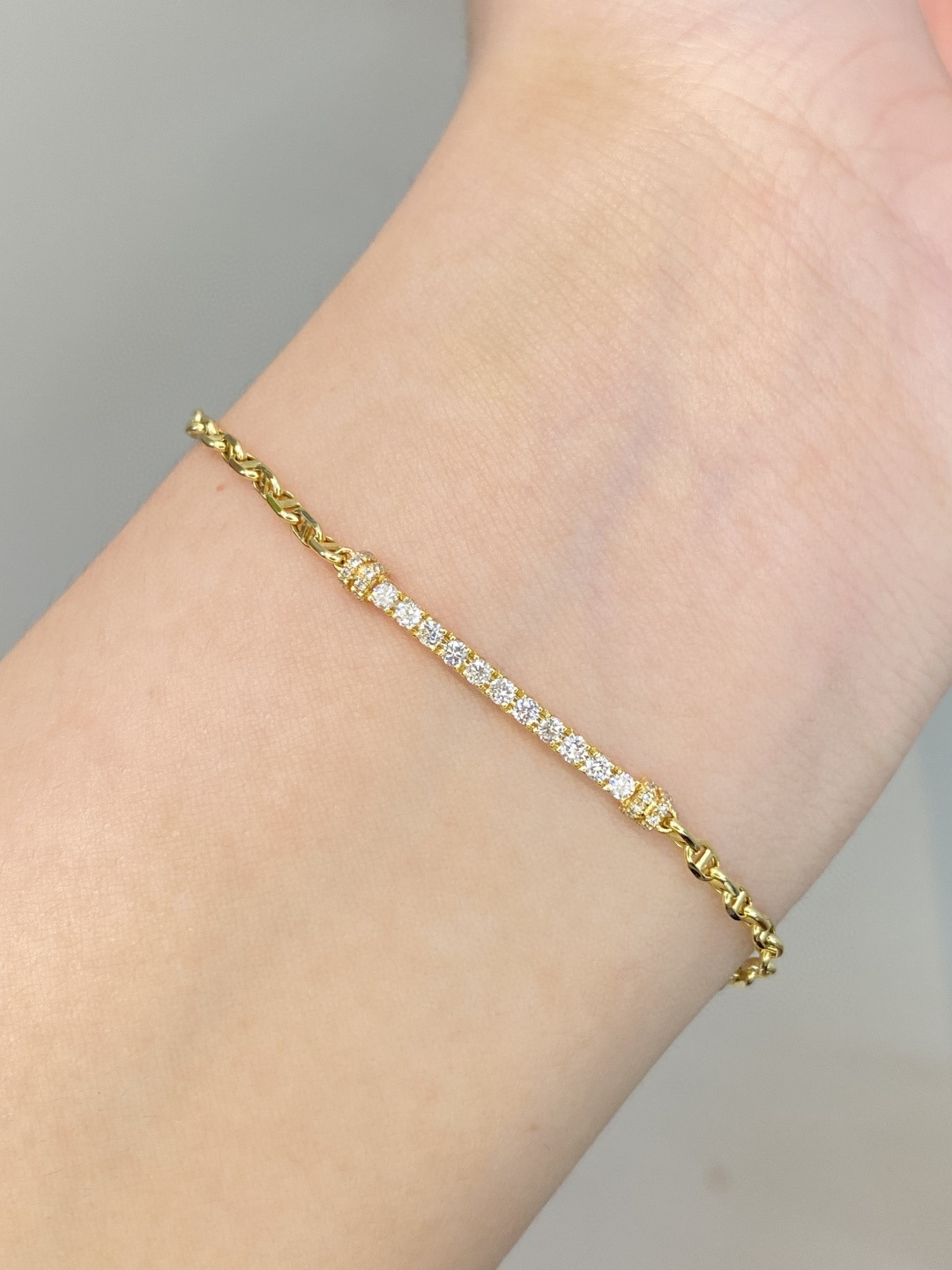 18K Diamond Bracelet 