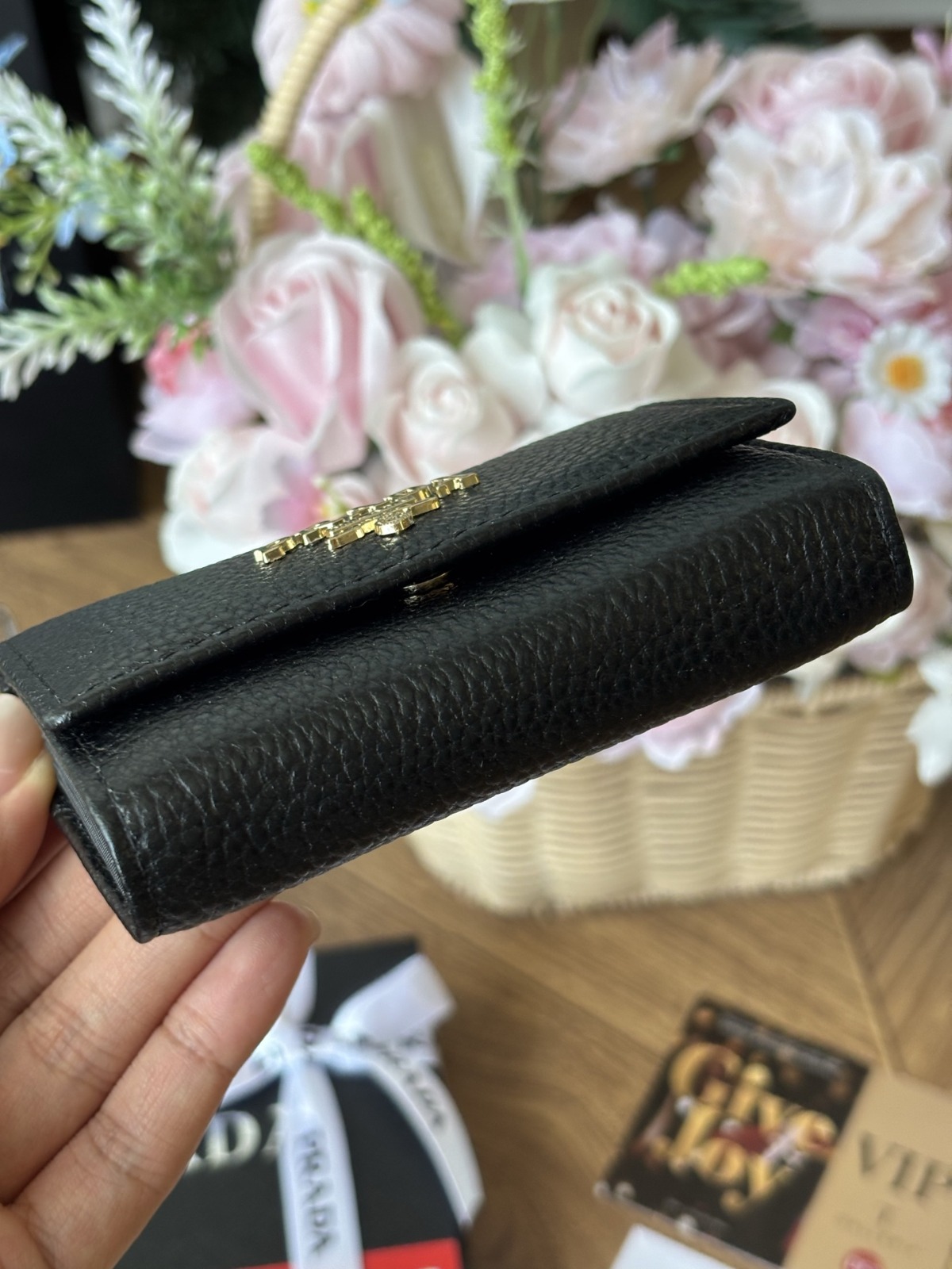 PRADA Vip Gift 風琴卡包