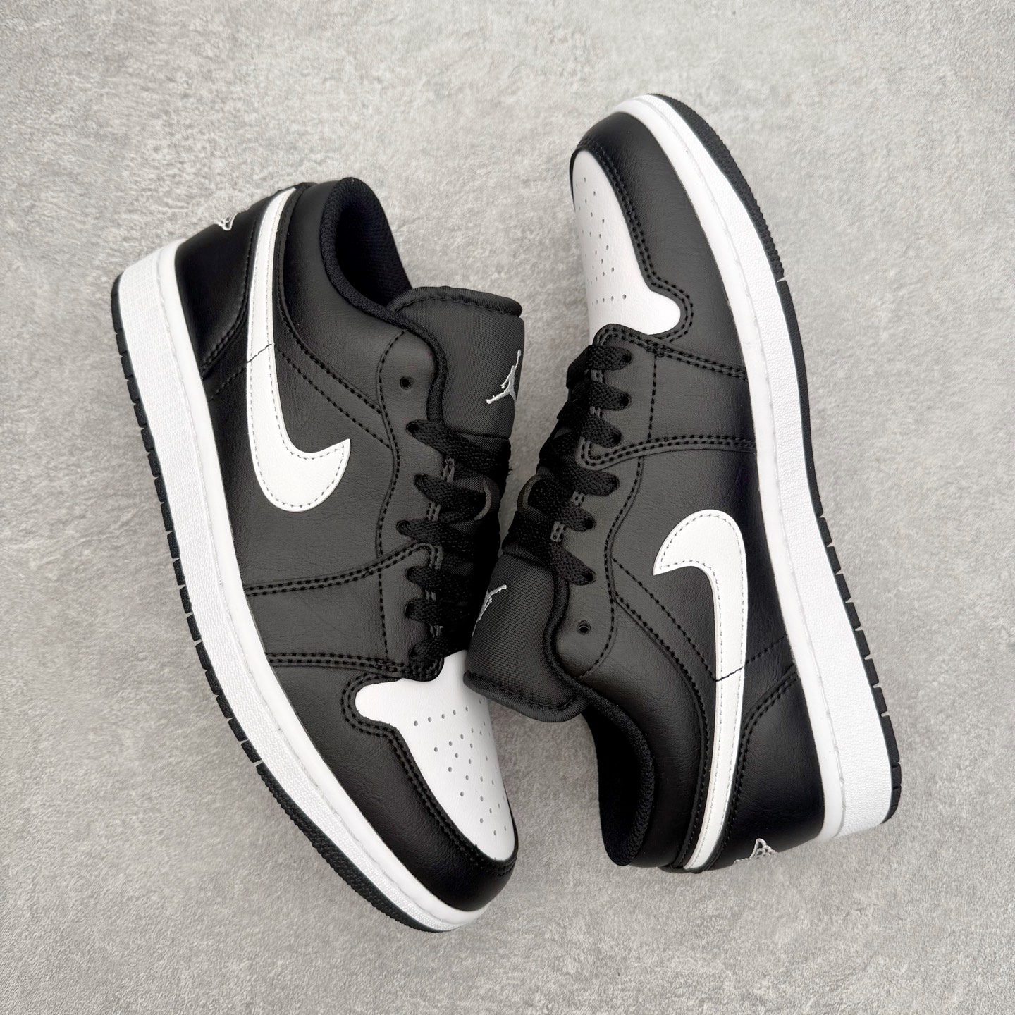 Air Jordan 1 Low 553558-043