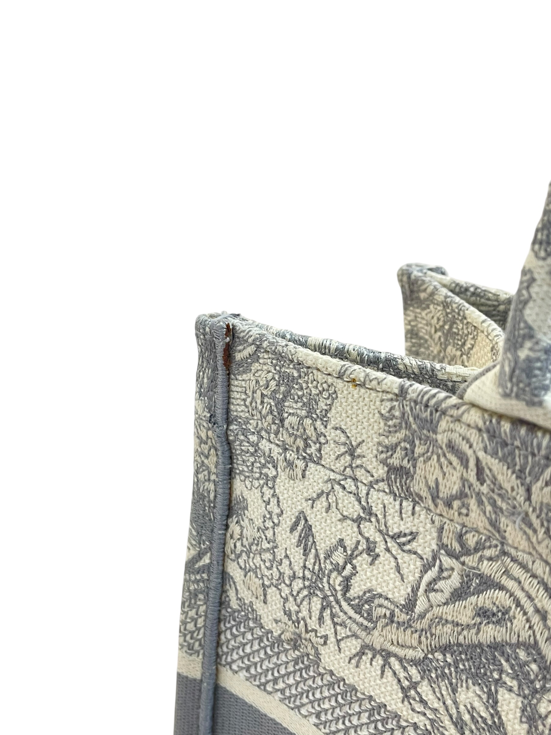 Pre-owned Dior Book Tote / Product Code: 062901