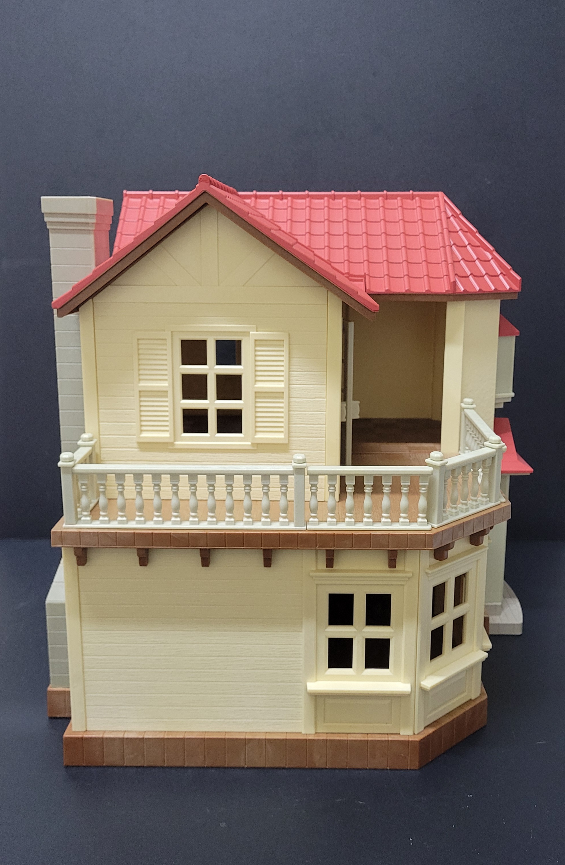 森林家族紅屋（香港順豐站包郵）