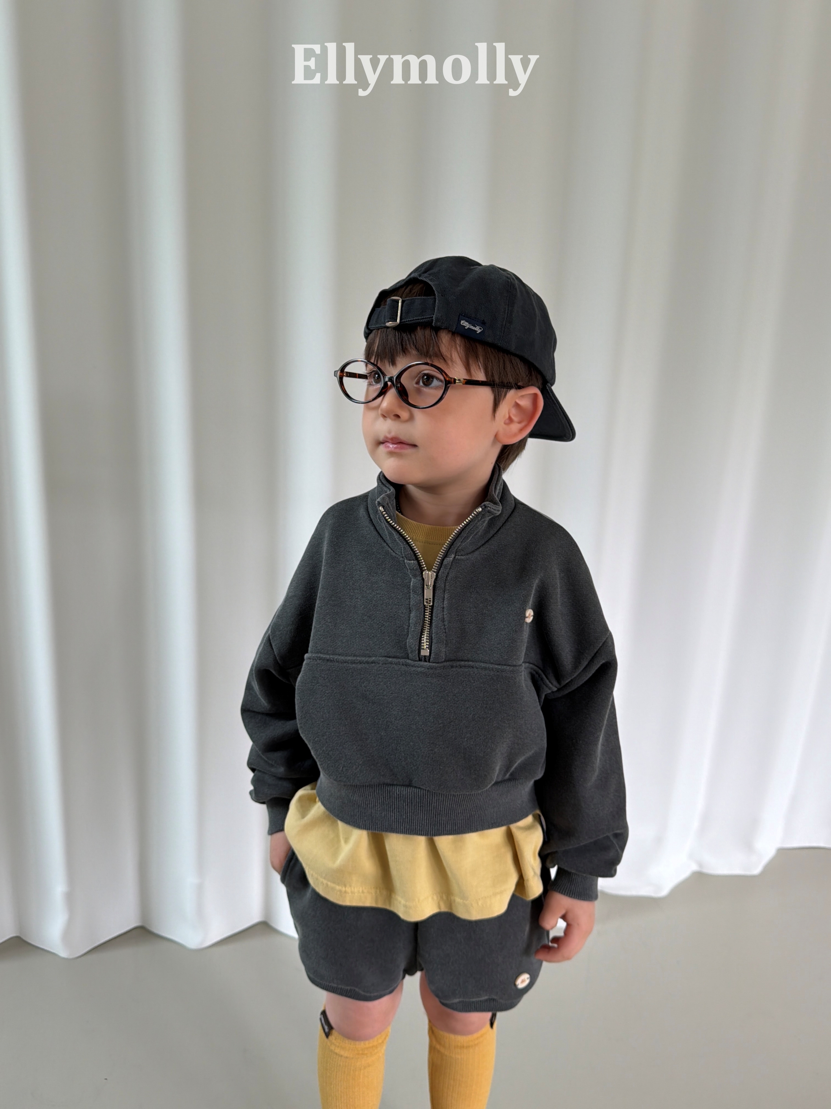 Ellymolly | Arch Pig Half Zip-up
