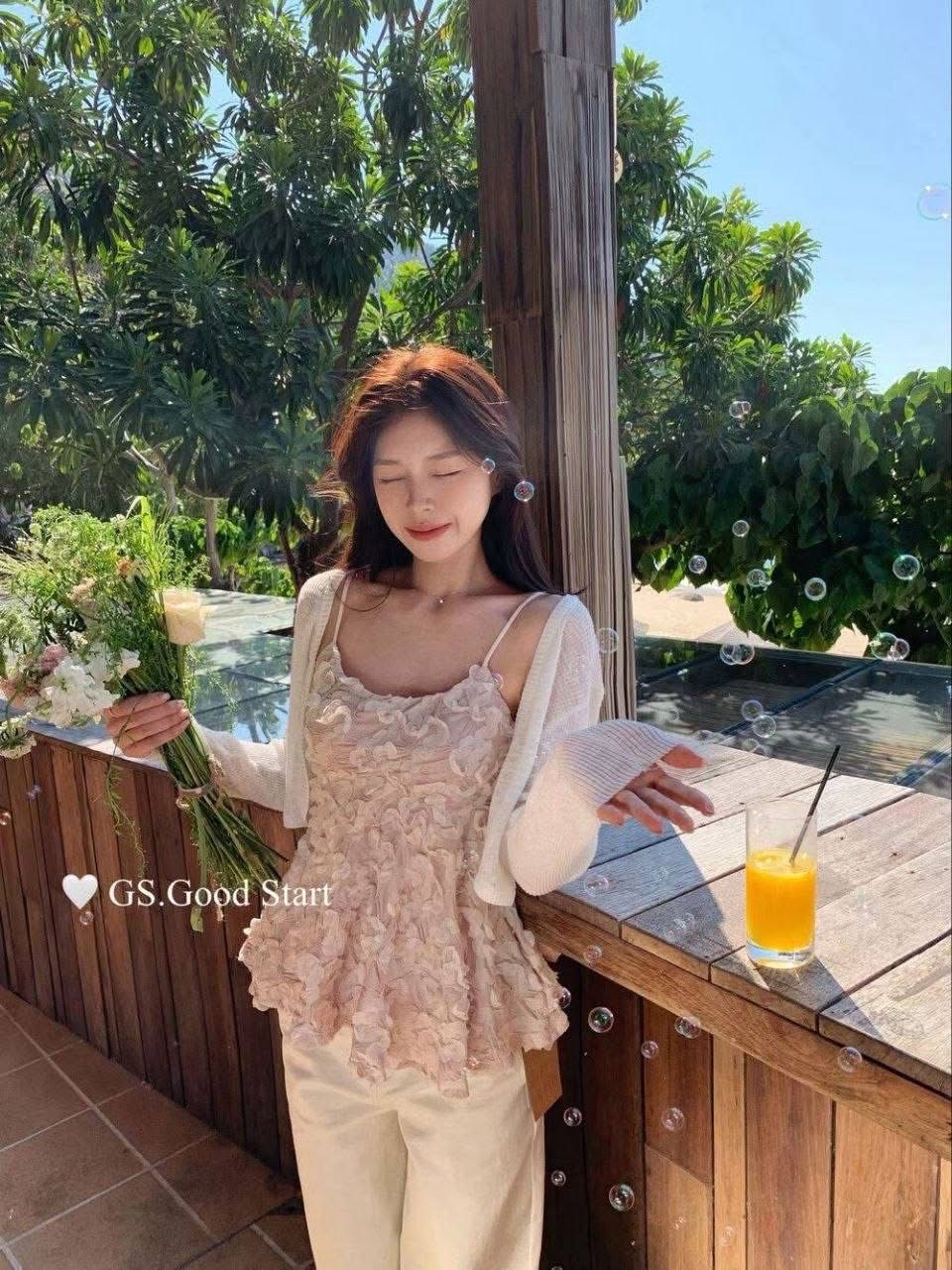 4623 GS START "ROSÉE PETALINE TOP”法式玫瑰花瓣吊带上衣