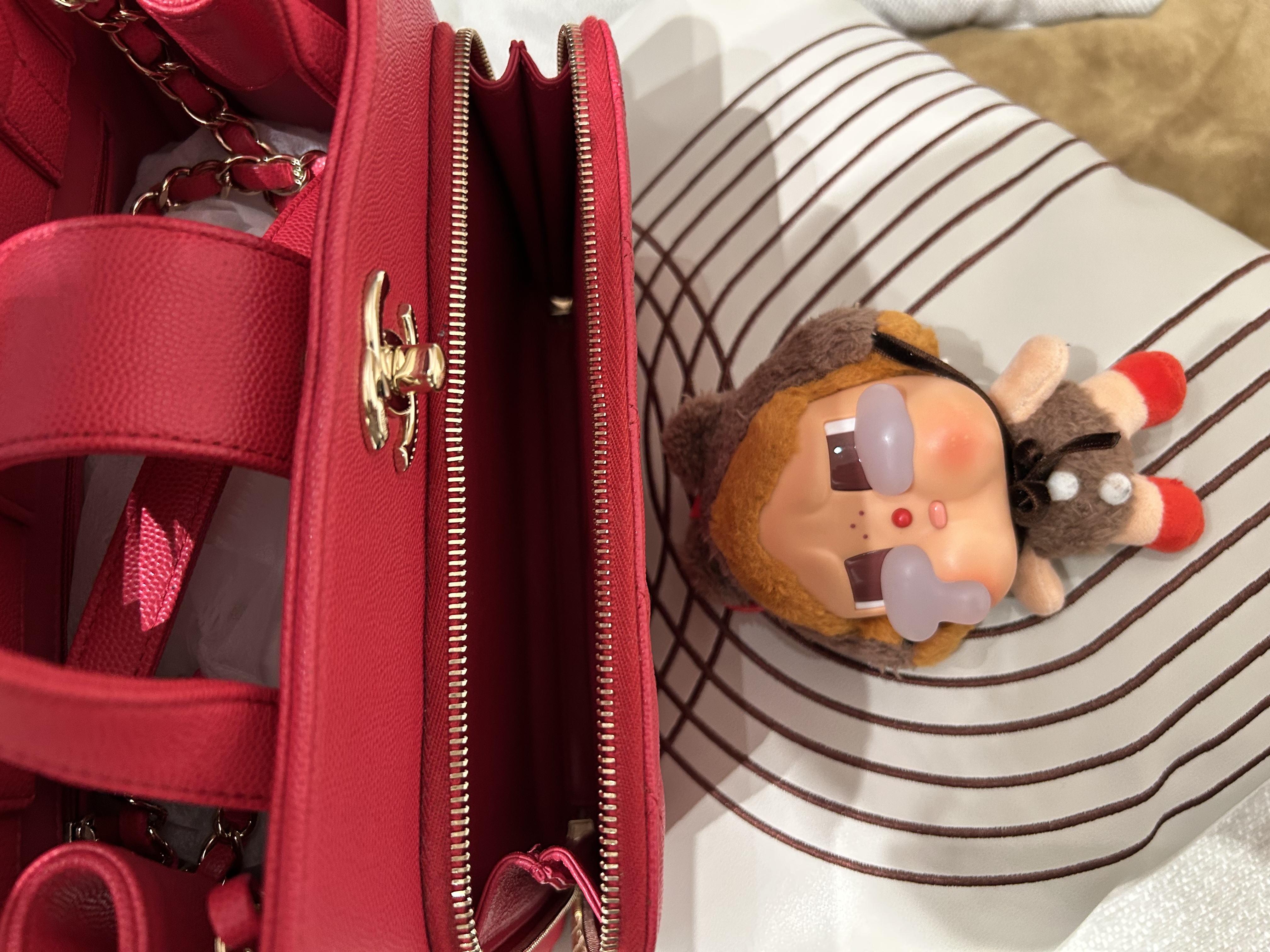 Chanel Business Affinity Shoulder Bag A93750 100%Authentic, 98%New ✅香港專門店收據✅24Card✅Dust bag✅Box