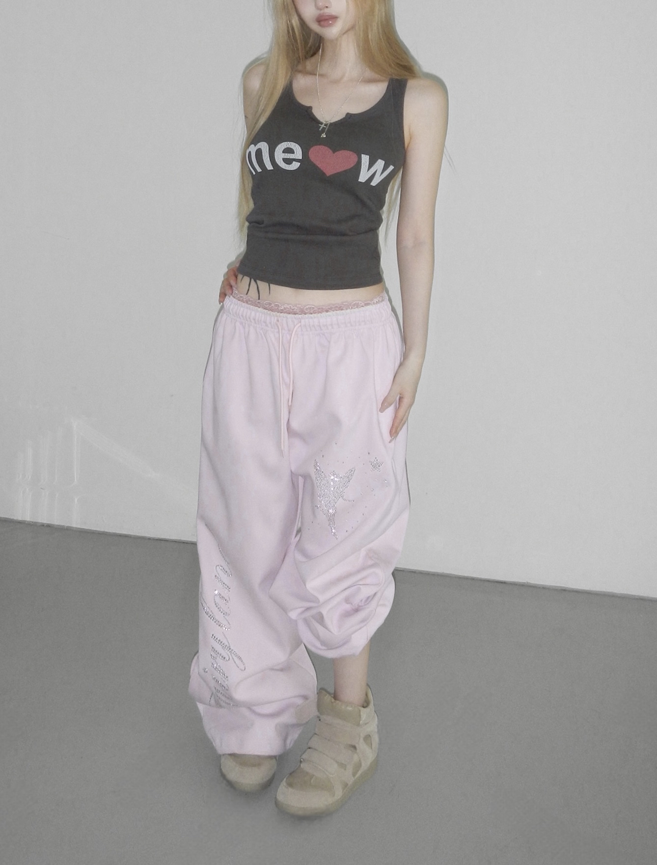 Ribbed Heart Graphic Tank Top