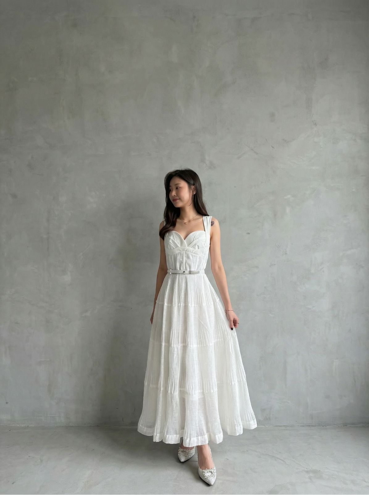 優雅白色連腰帶連衣裙(蕾絲花腰帶需另外購買)