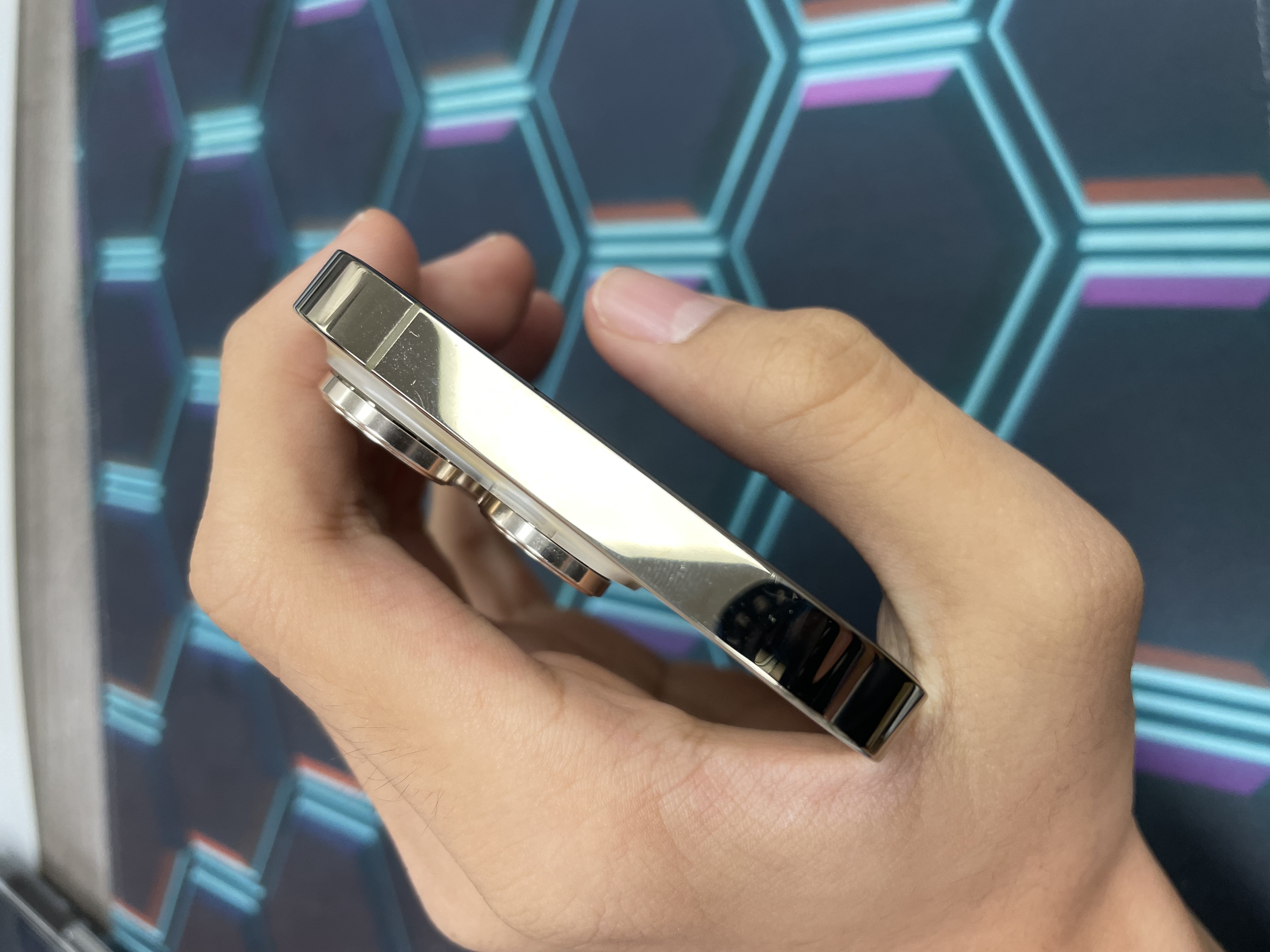 *7093 14 Pro 勁靚機 128GB 電77 金色 gold