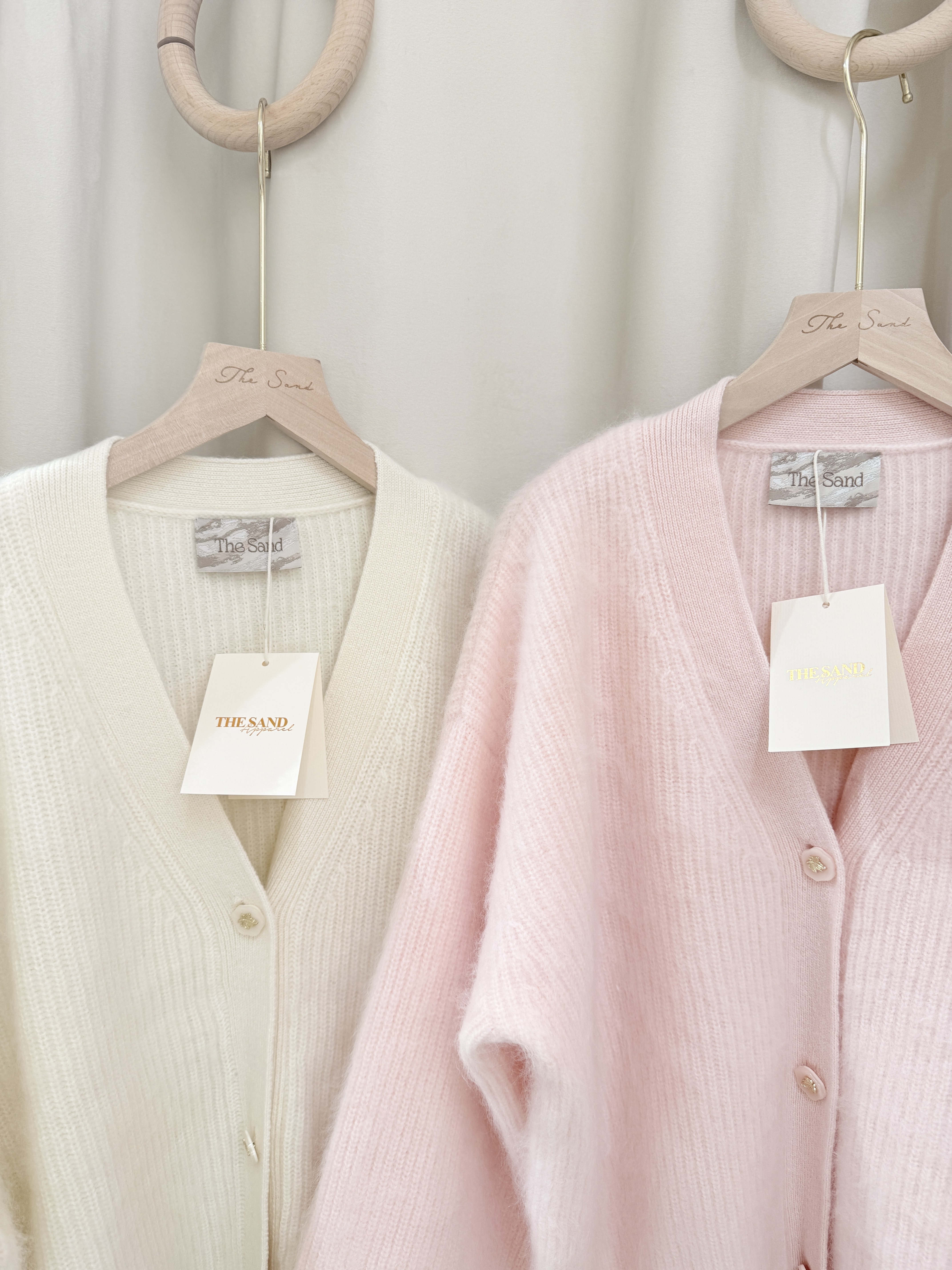 Premium line -自訂款溫柔onni Fine wool Cardigan ( with 80% wool +20% wool) 最後5件！不補貨