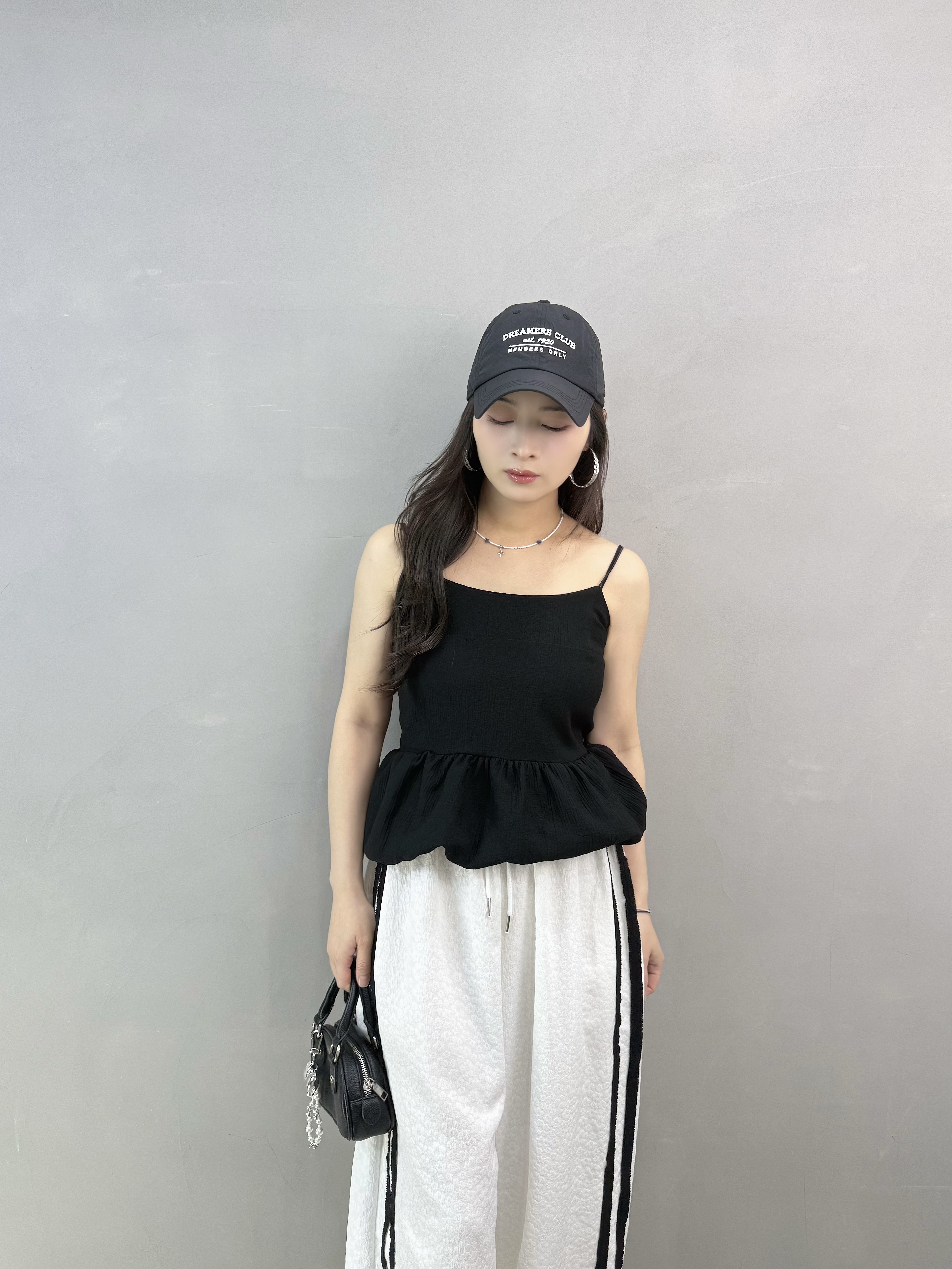 W73 露背泡泡吊帶