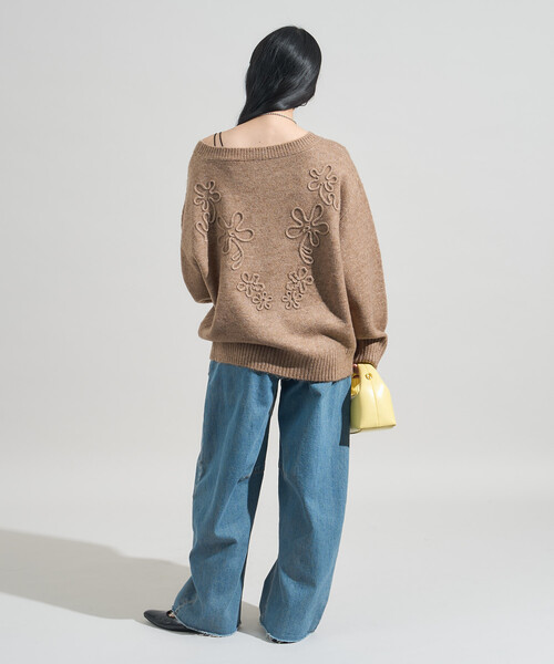 花花刺繡針織衫