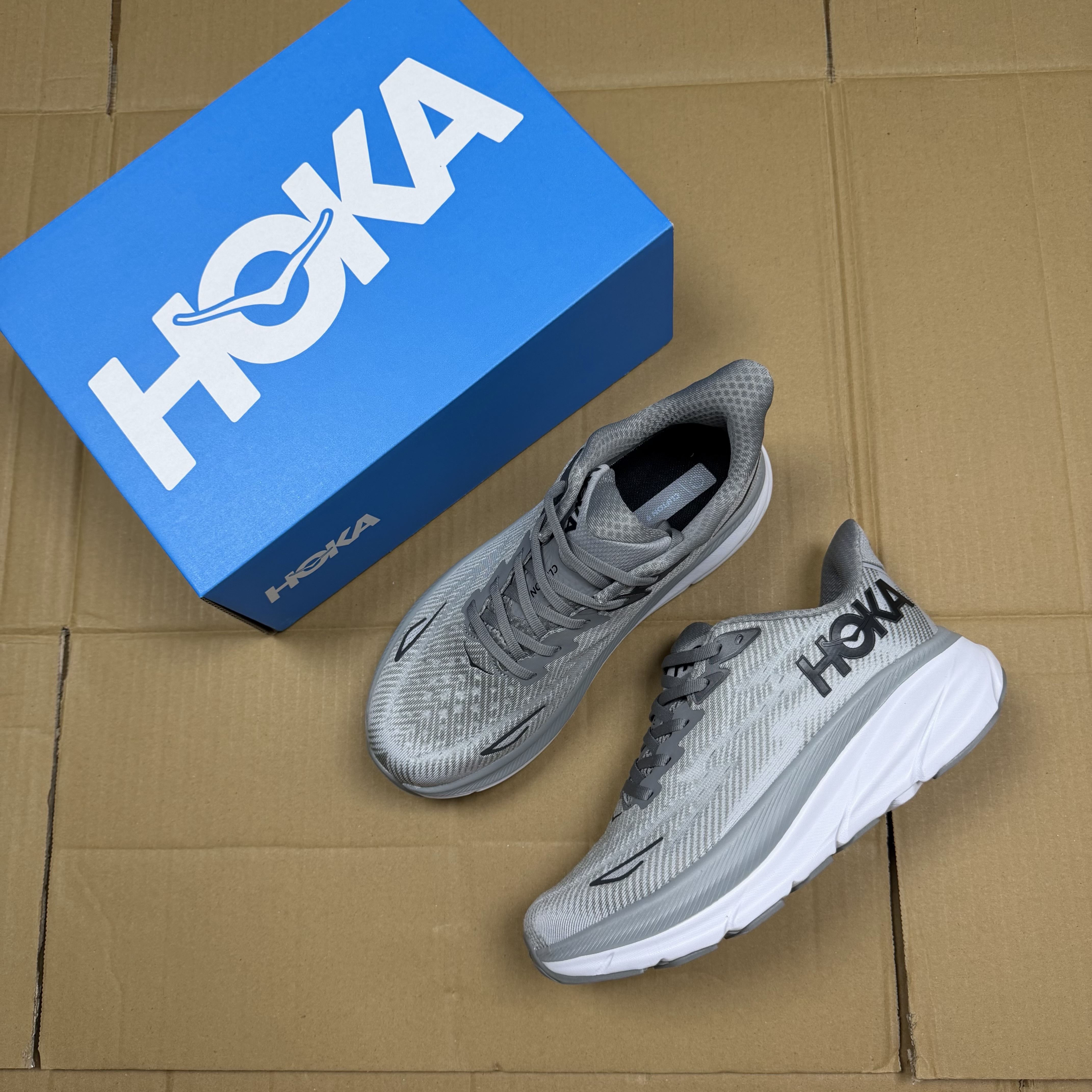 Hoka Clifton 9