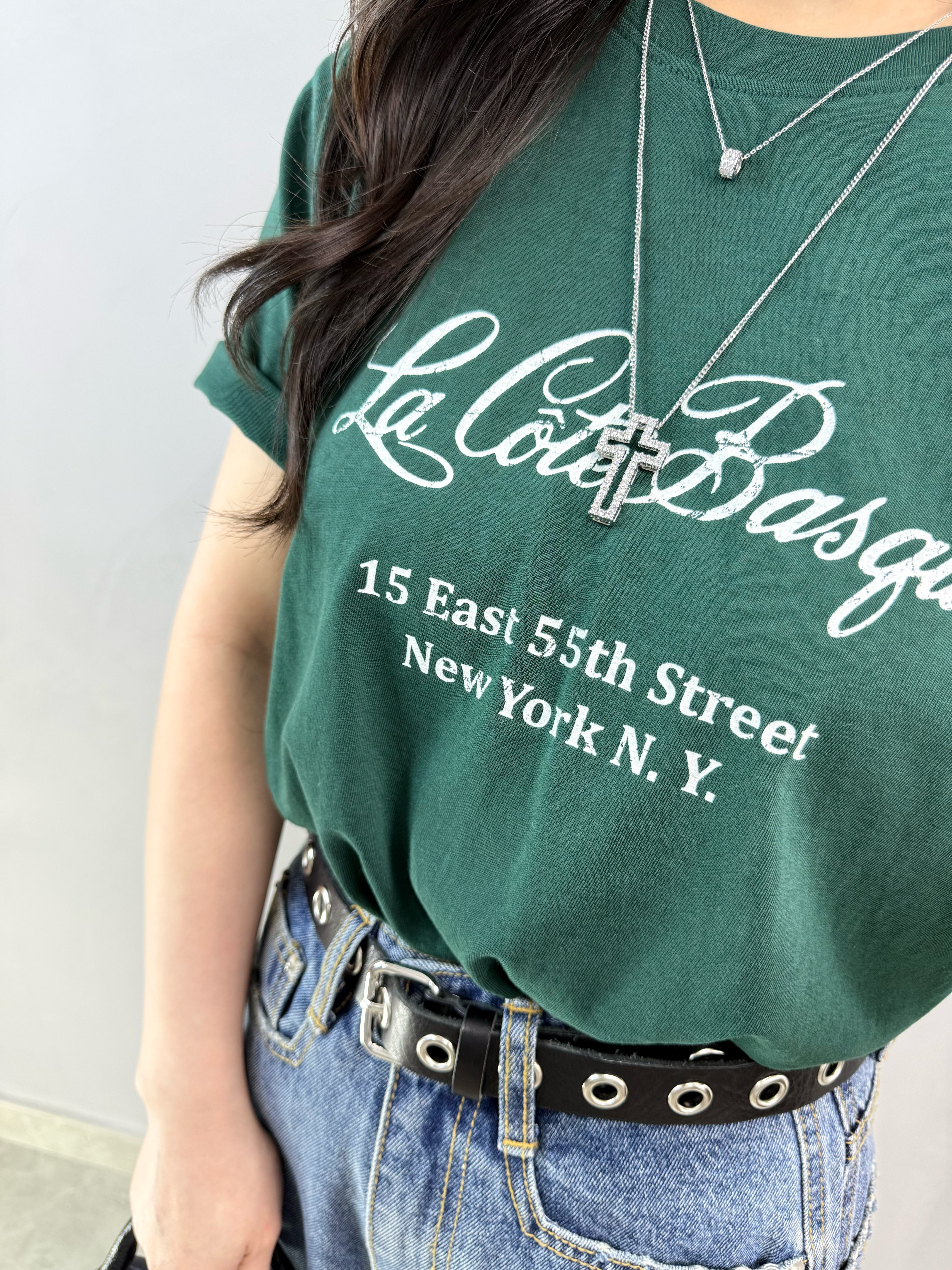 L69 撩草英文字Tee