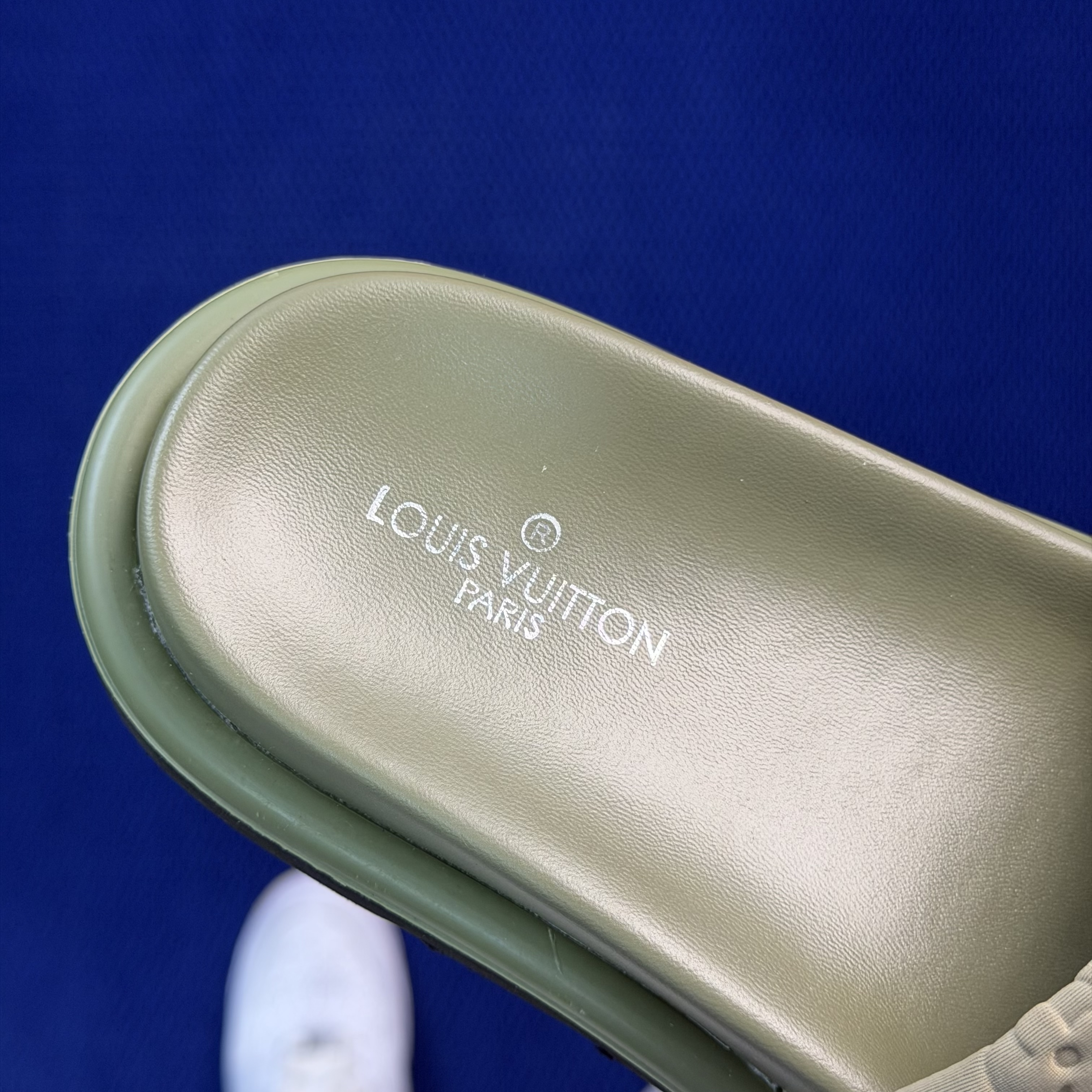 Louis Vuitton LV Pool Pillow Comfort Mule