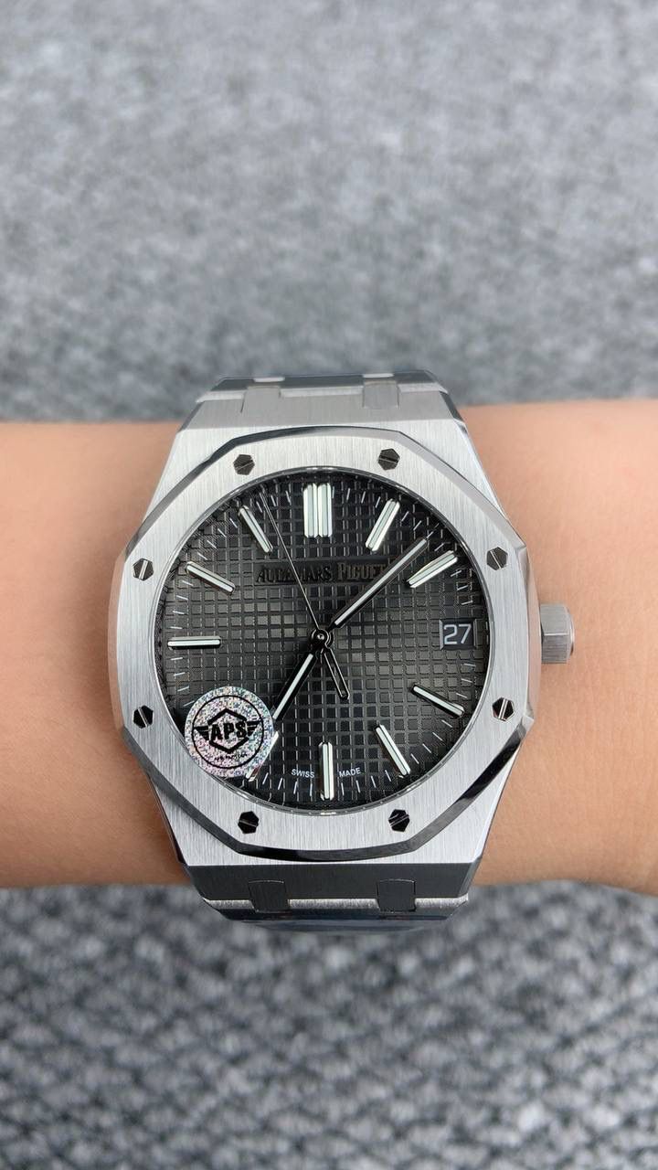 爱彼皇家橡树系列自动机械男士腕表