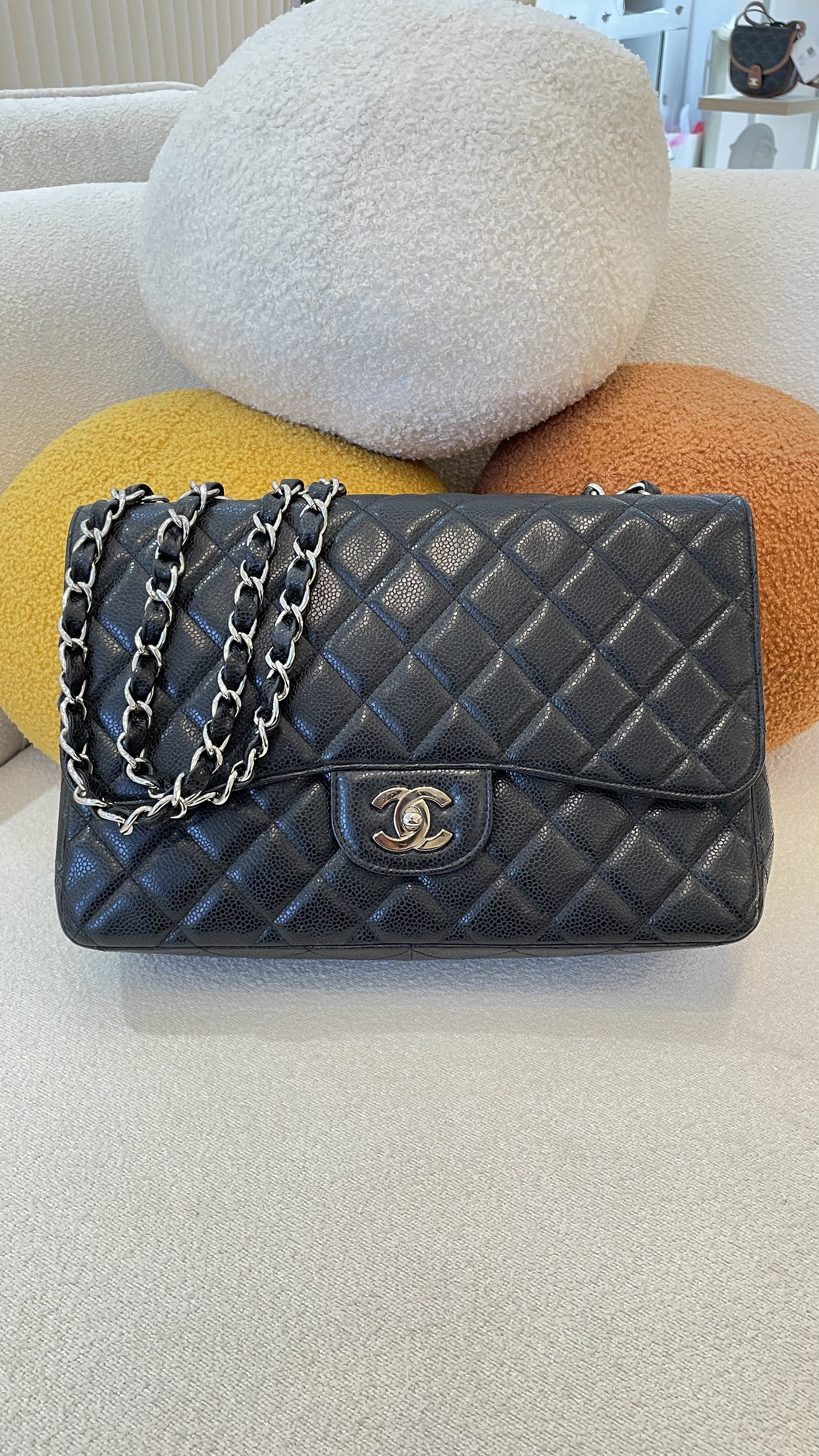 Pre-Owned CHANEL Classic / Black / 產品編號：2471405