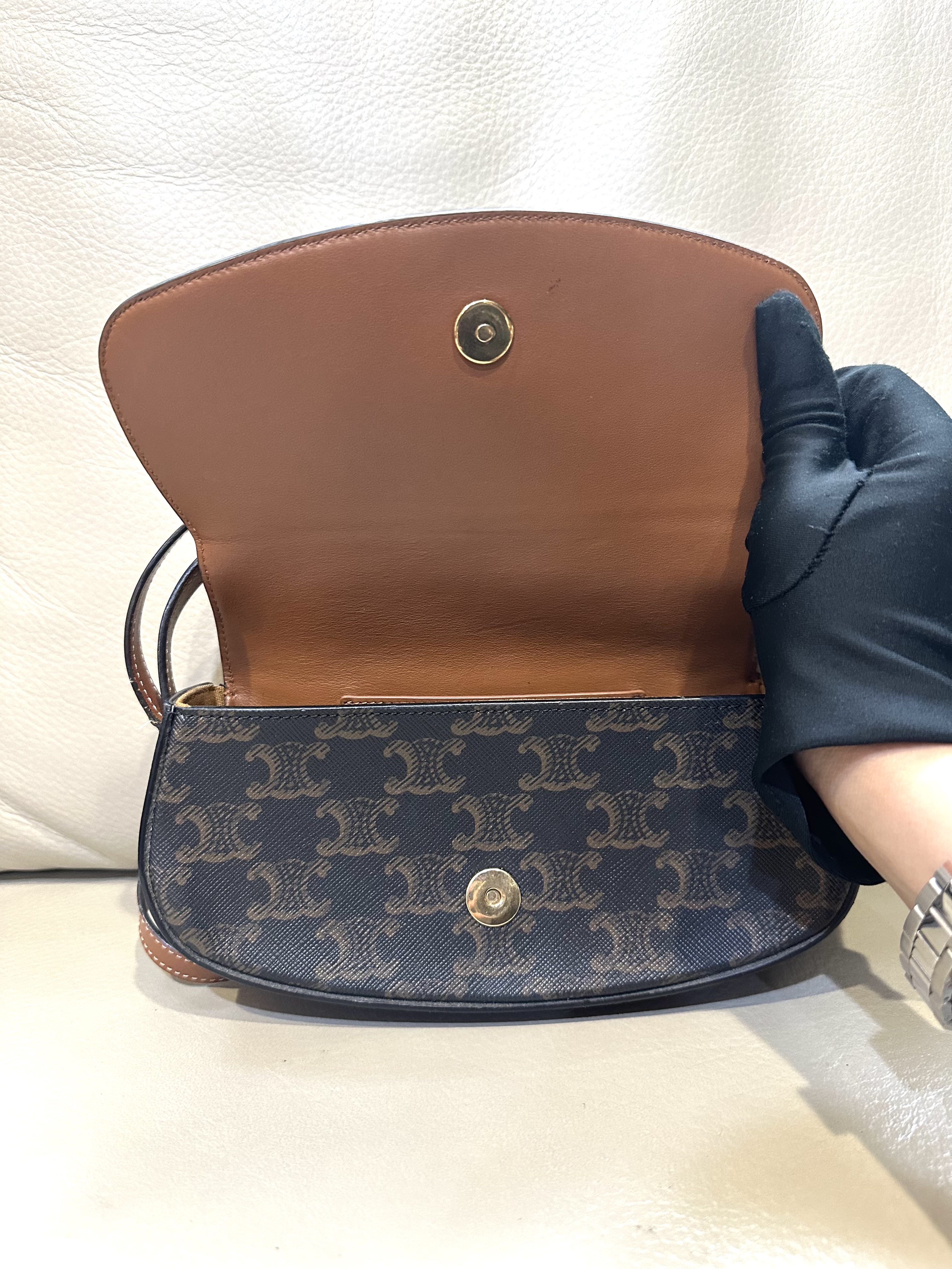 Pre-owned Celine Triomphe Canvas Clutch on Strap Tabou / Product Code: 26040503