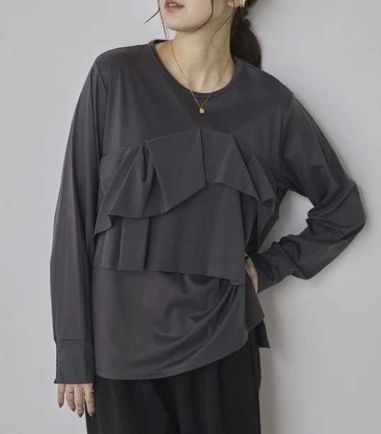 前褶飾圓領T恤 - 2026 流行穿搭  前褶飾T恤 春夏時尚穿搭 獨特設計 成人休閒 時尚穿搭 易於配搭 日本直送   #JP-I-260023