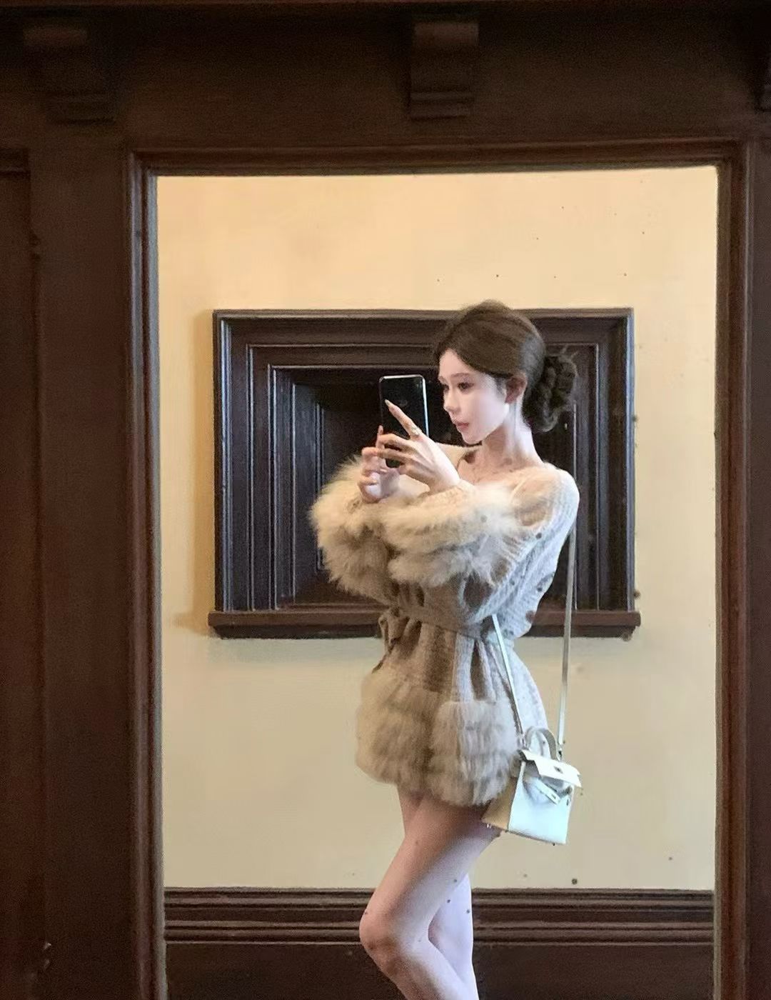 4433 名媛风羊毛绒毛衣外套