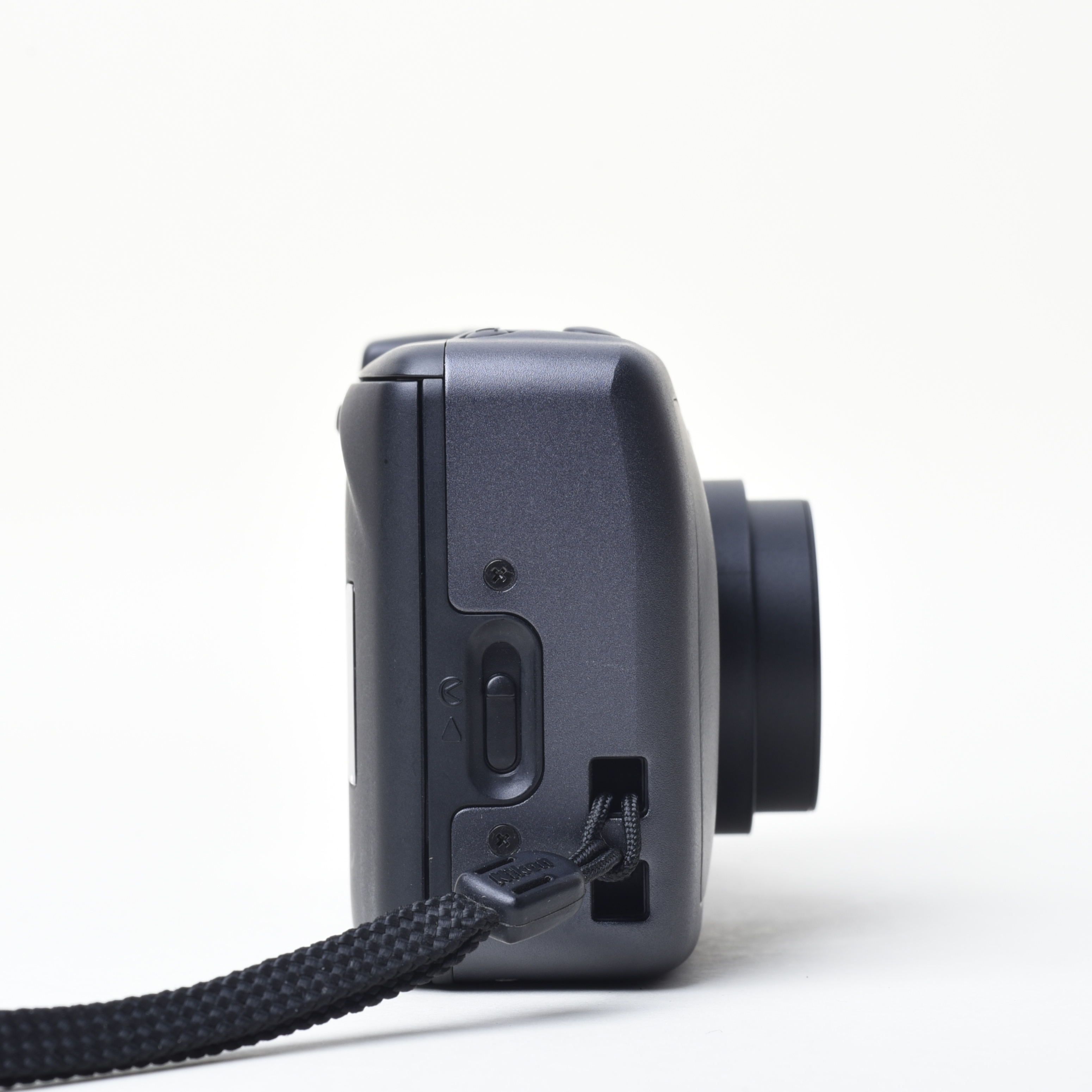 Nikon Zoom 310 AF Quartz Date 菲林相機