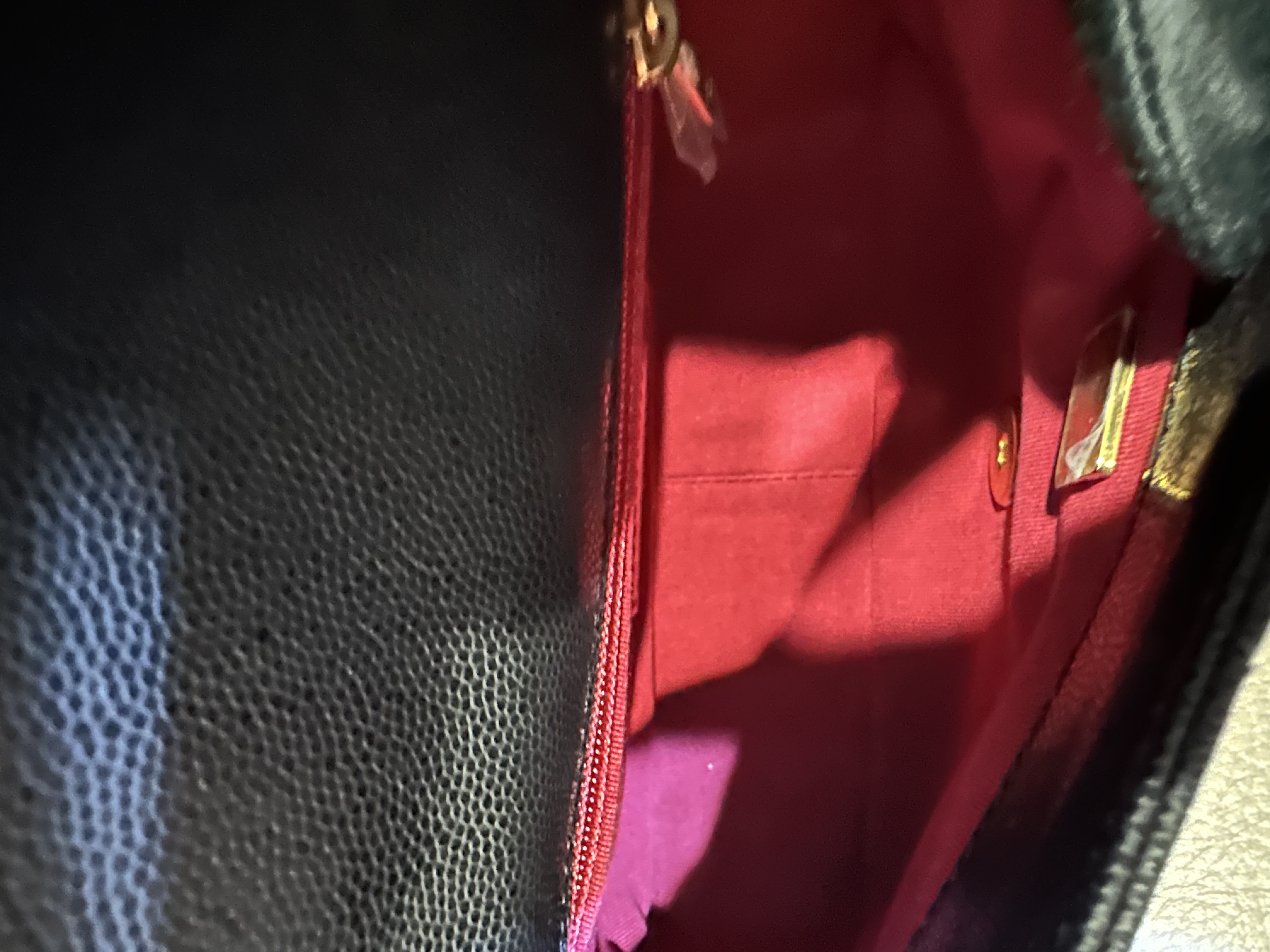 Pre-Owned Chanel Flap Bag / Product Code: 26040518