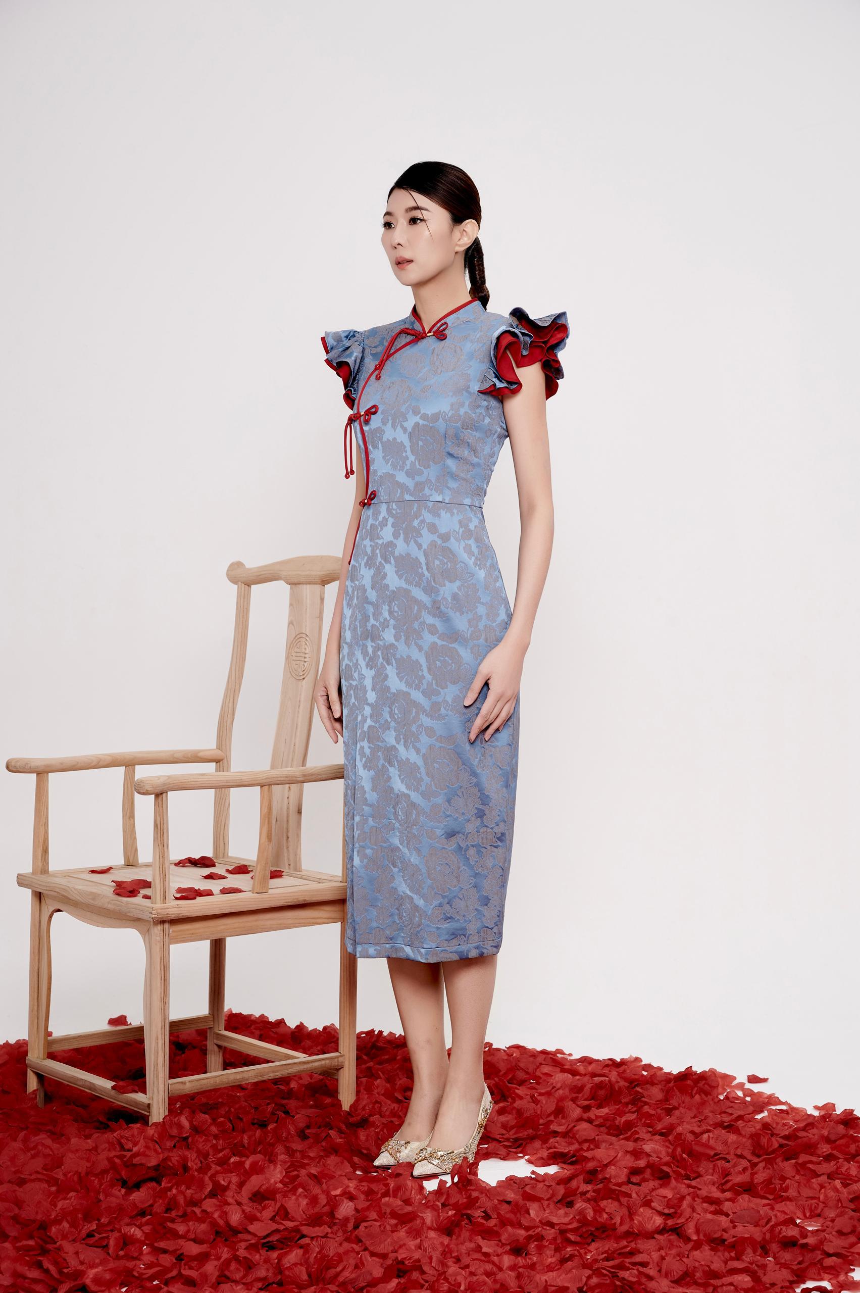 独家荷叶袖子旗袍  2131