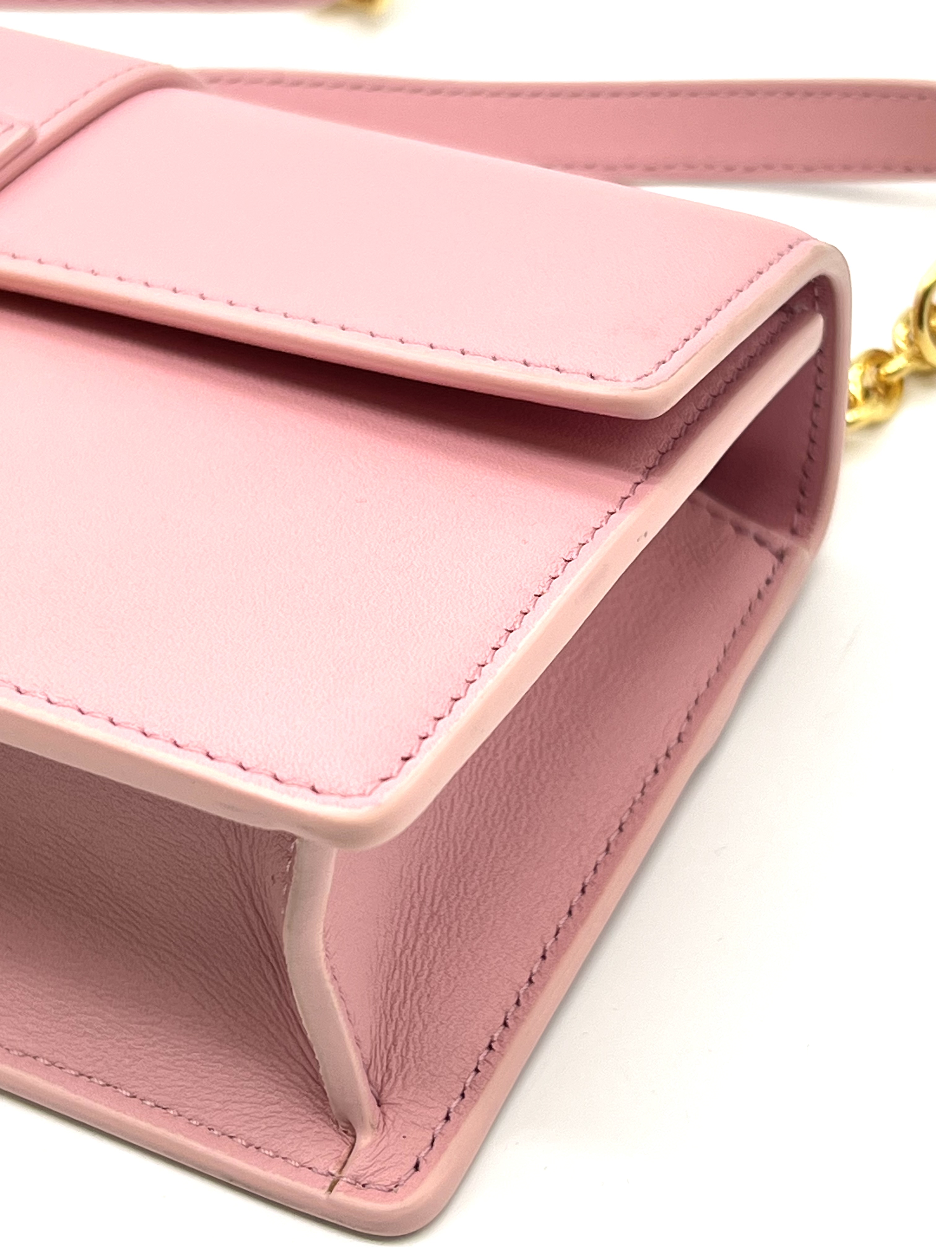 Pre-Owned DIOR Montaigne East-West / Product Code: 26041402