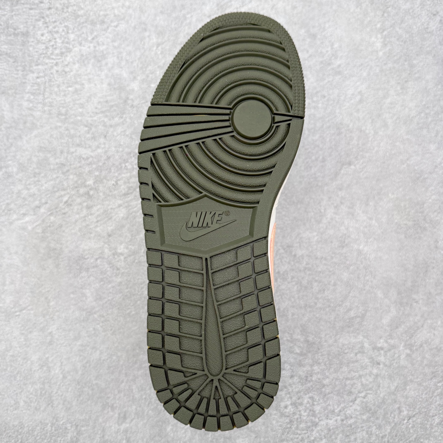 Nike Air Jordan 1 Low DC0774-111