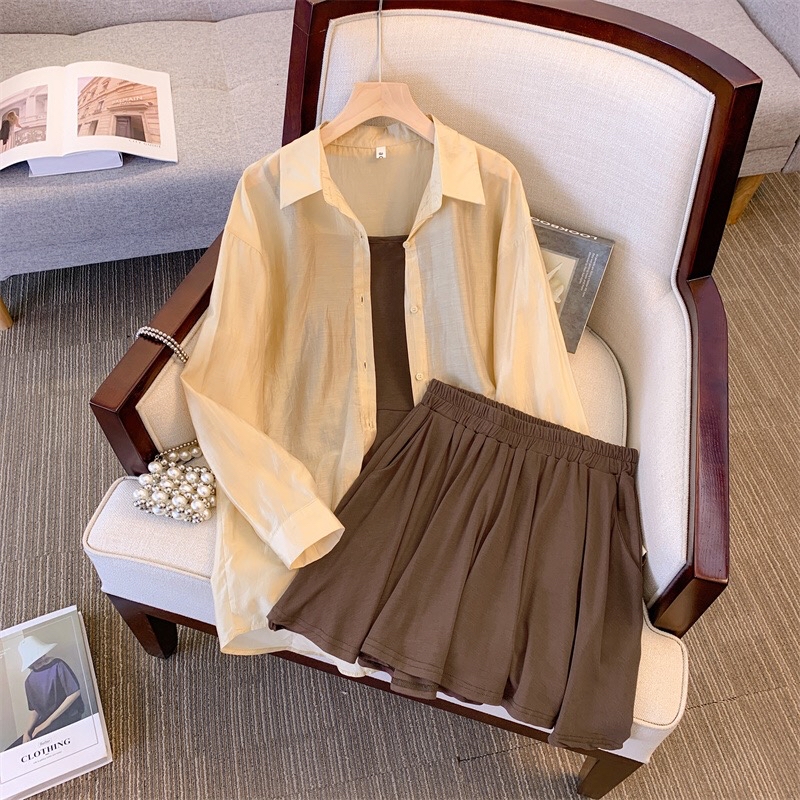 B304(12868) 韩系休闲风吊带内搭与薄款开衫与短裤3色三件套套装