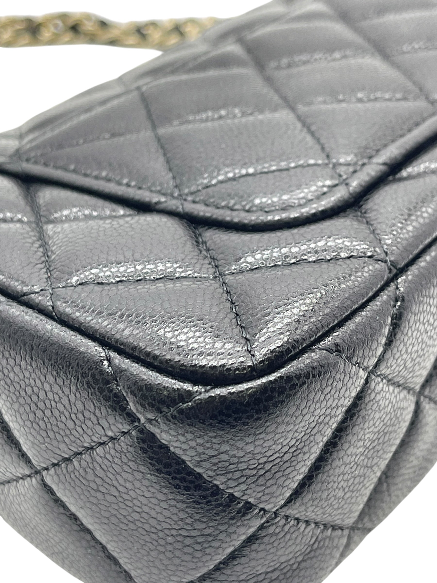 Pre-Owned CHANEL 25A Mahjong Bag / Product Code: 062302