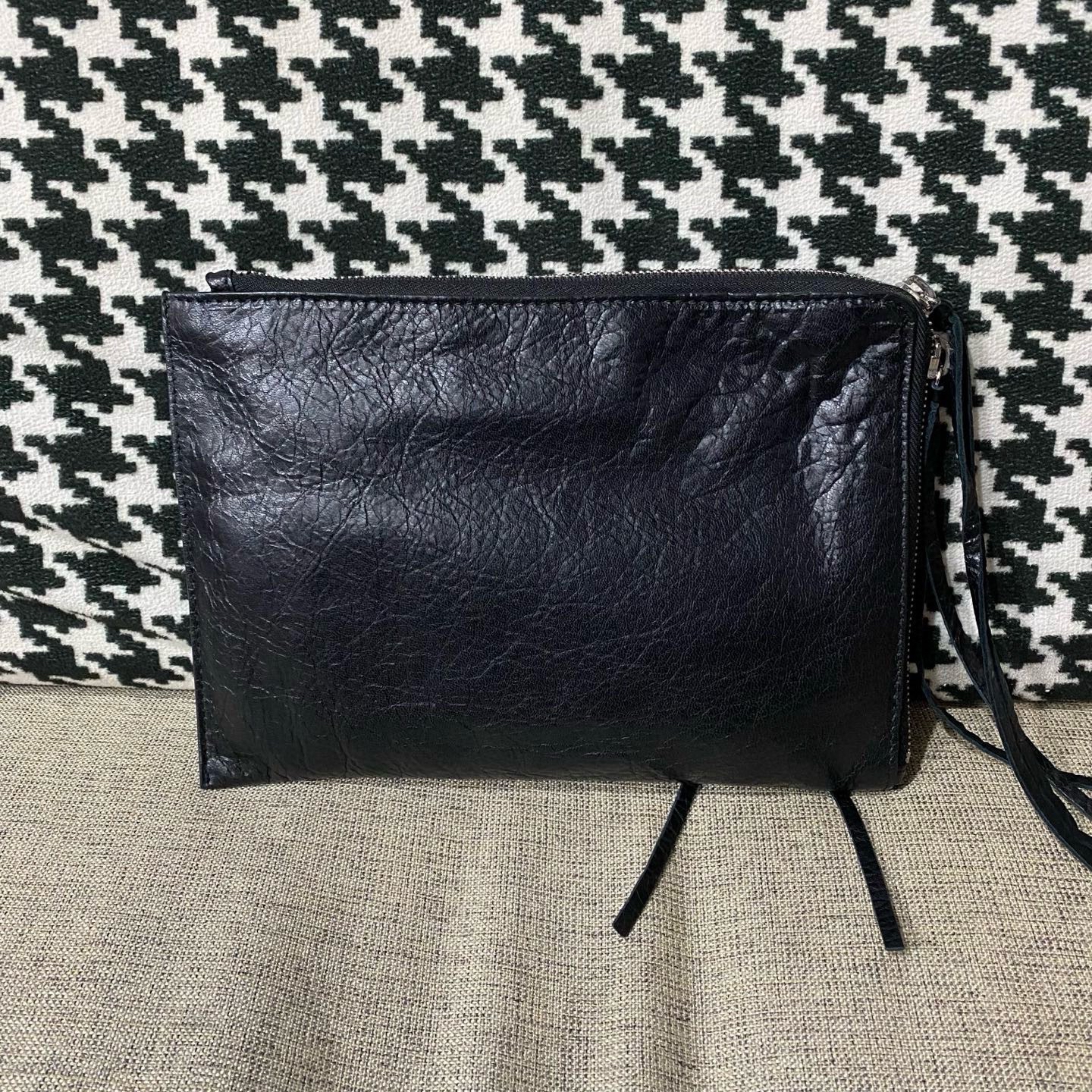 【預訂貨品】巴黎世家油蠟皮手拎包 