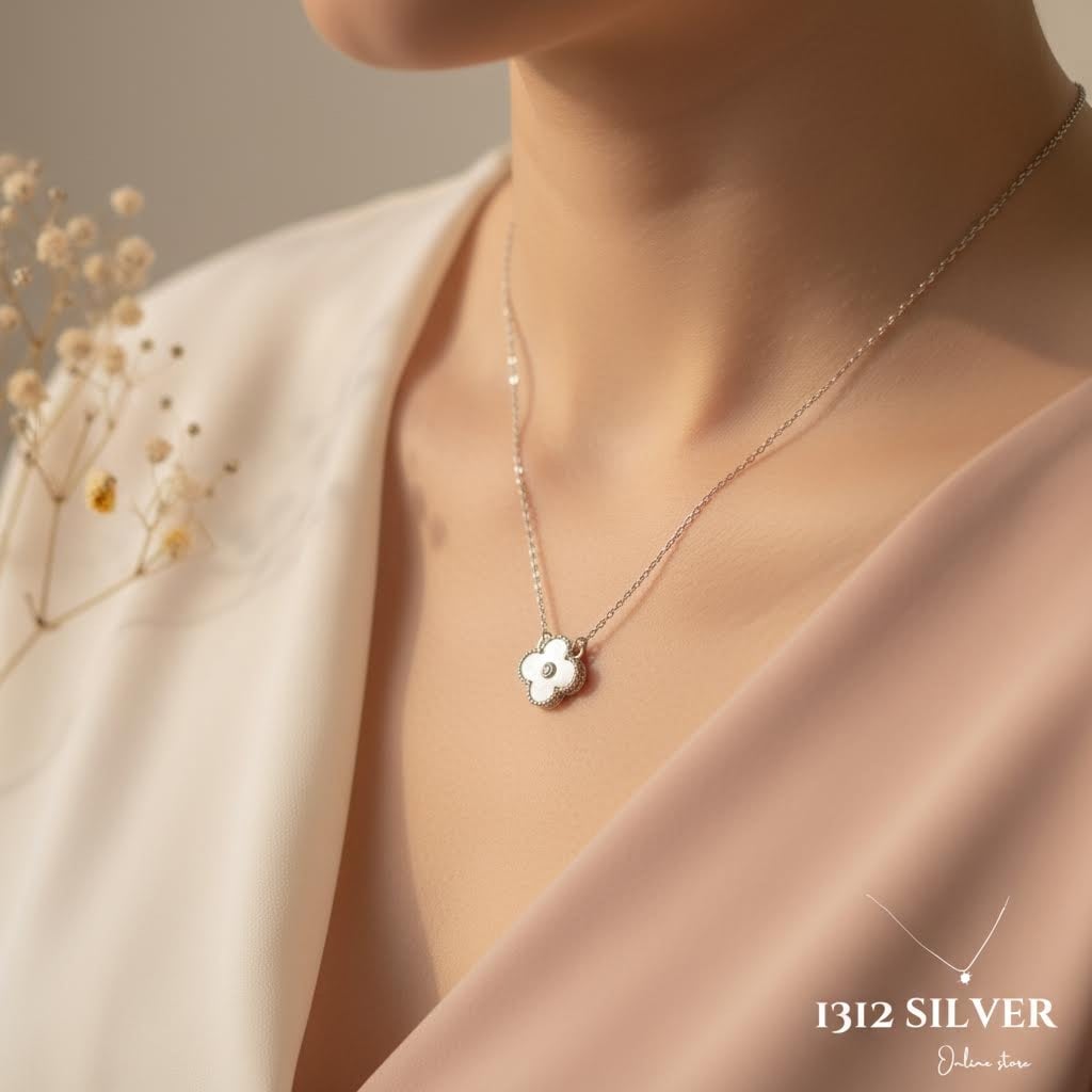 S925 - EN0118 Ivory Petal Necklace