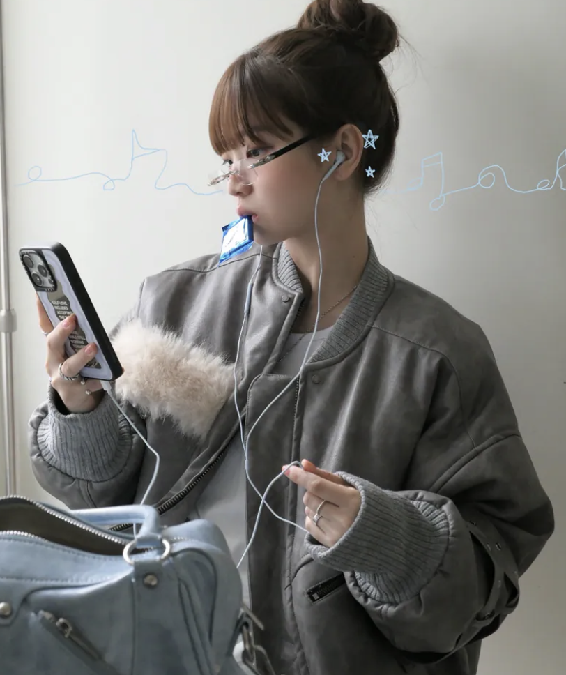 韓國 Almost Blue 星星有線耳機 2色選｜SNOW EARPHONES C-Type