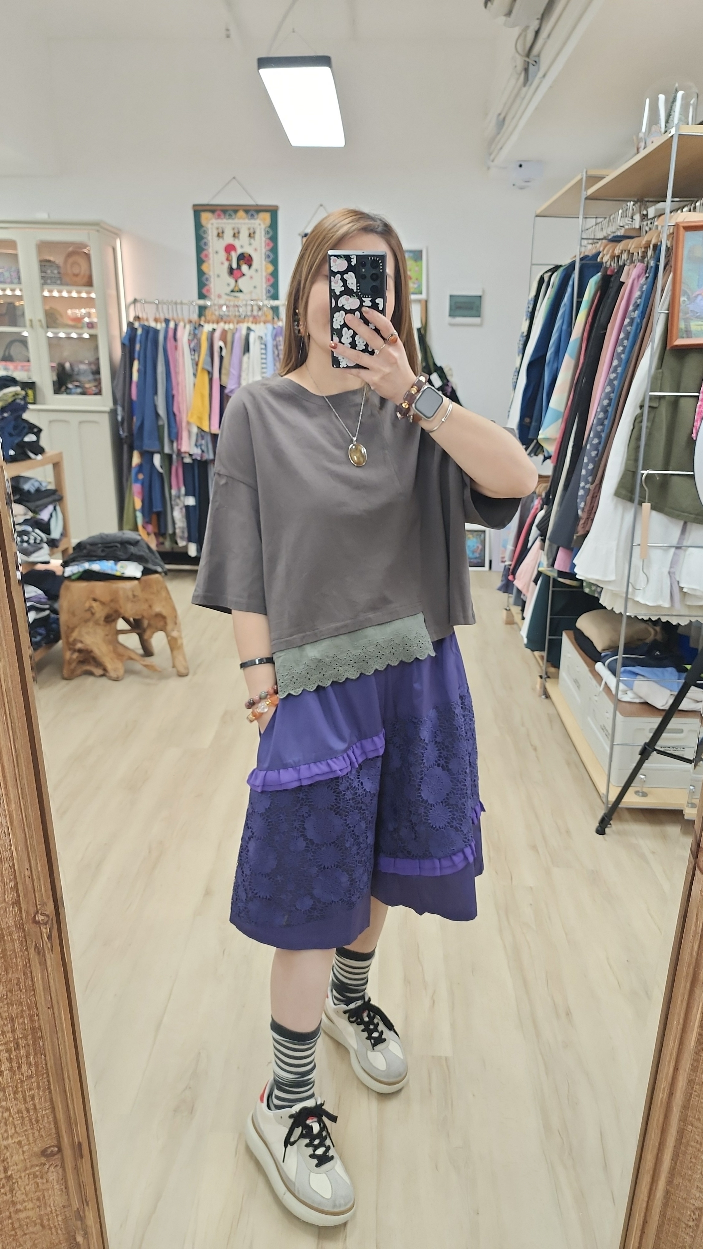 日牌紫拼鴛鴦通花喱士橡筋中長褲